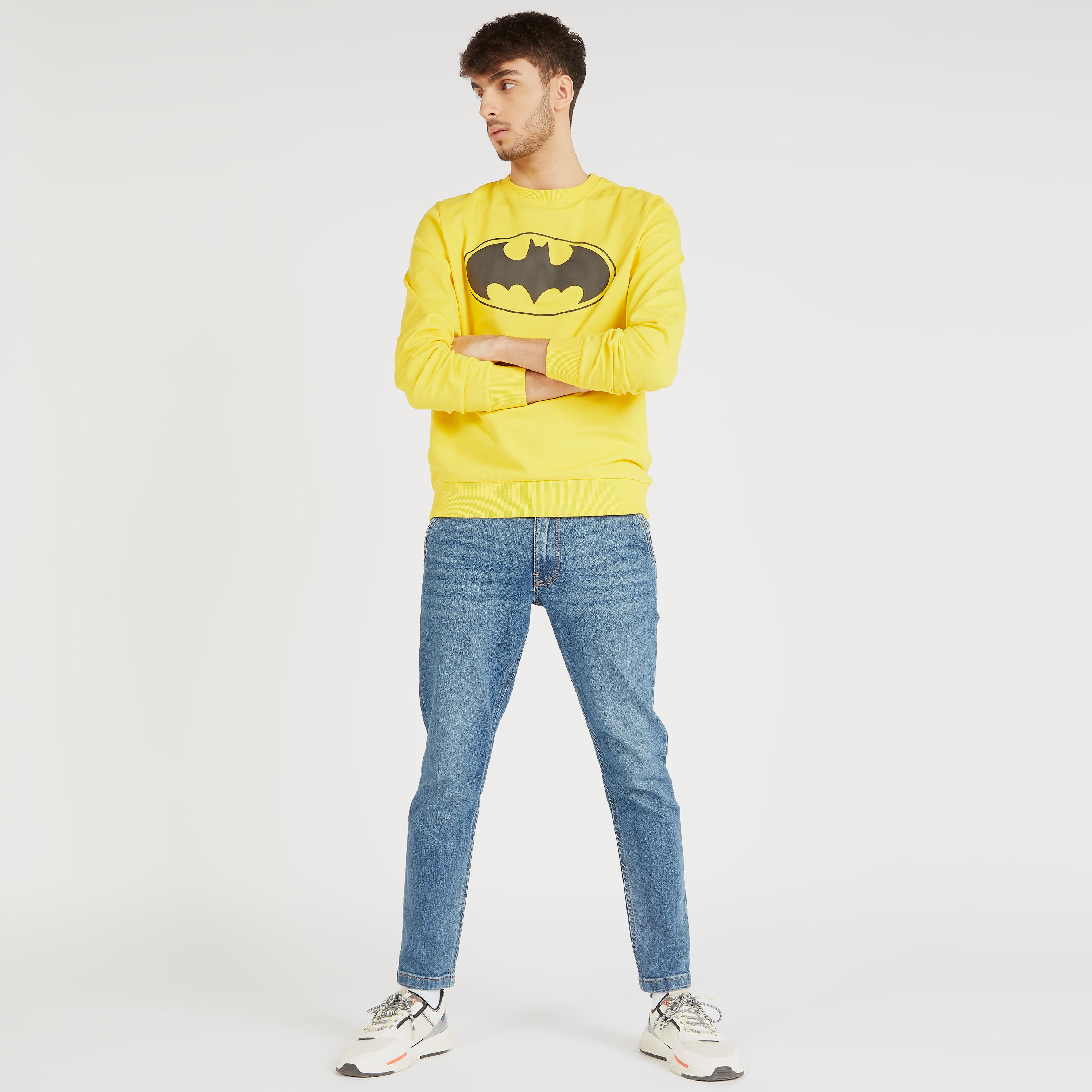 سويت شيرت بياقة ضيّقة وأكمام طويلة وطبعات باتمان-men-winterwear-hoodiesandsweatshirts-image-2