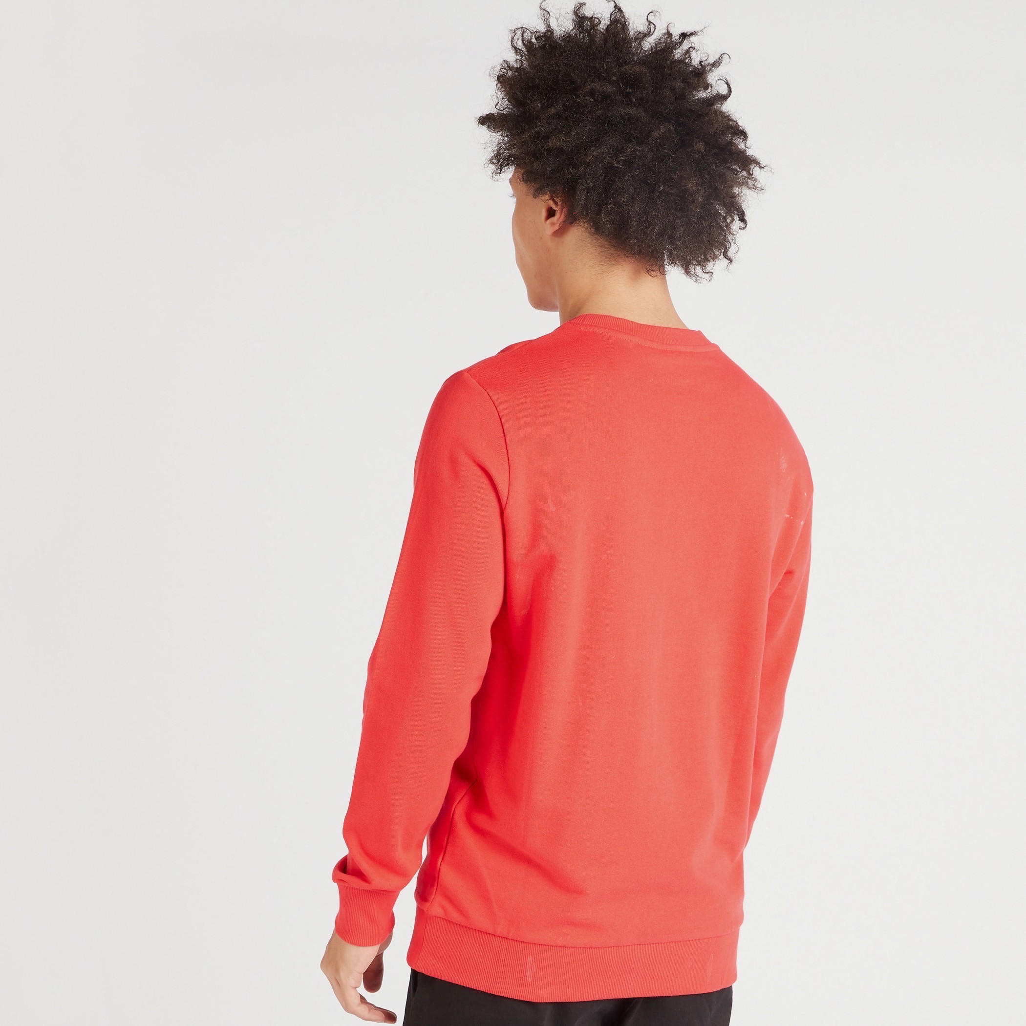 سويت شيرت بياقة ضيقة وأكمام طويلة وطبعات شعار أفنجرز-men-winterwear-hoodiesandsweatshirts-image-4