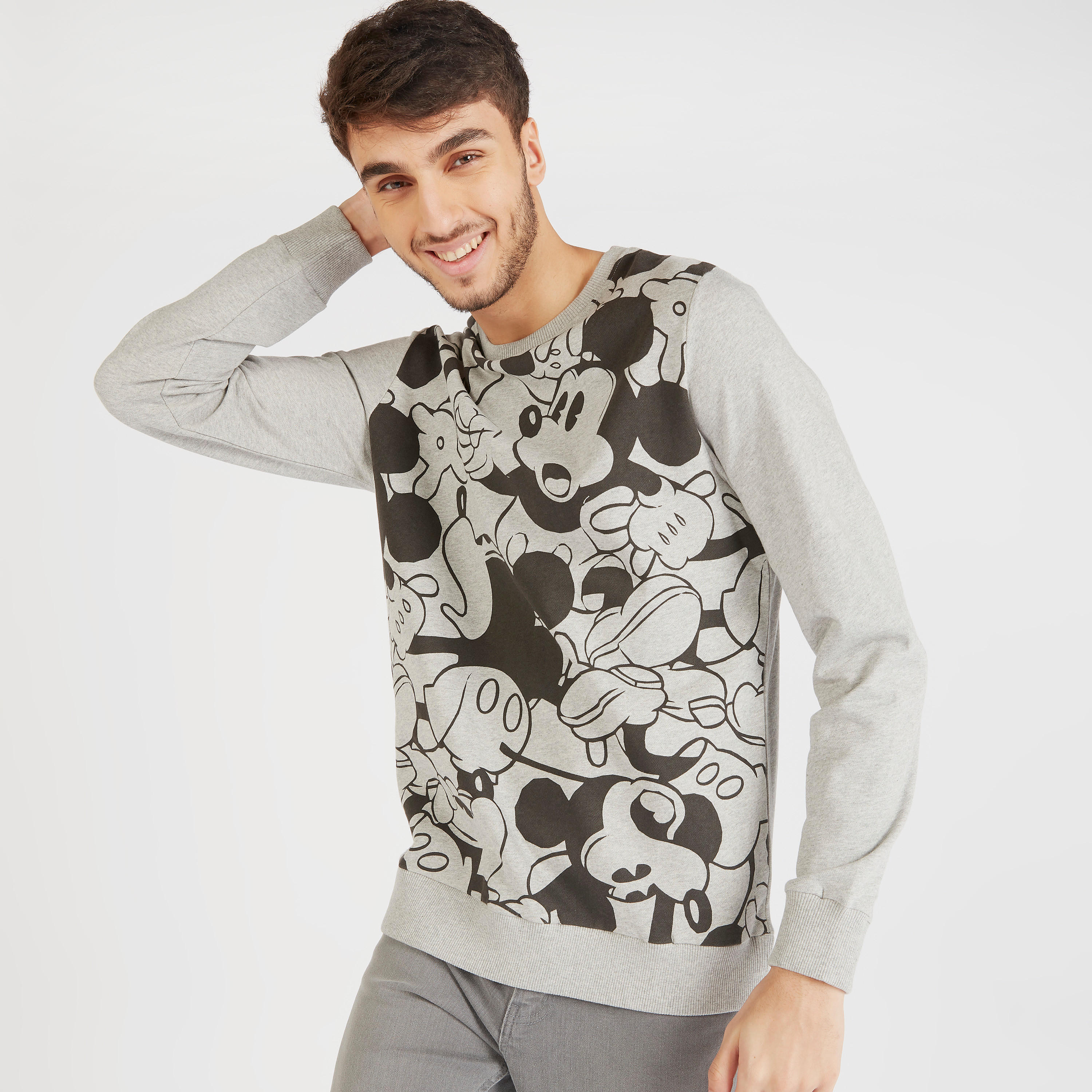 سويت شيرت بياقة ضيقة وأكمام طويلة وطبعات ميكي ماوس-men-winterwear-hoodiesandsweatshirts-image-1