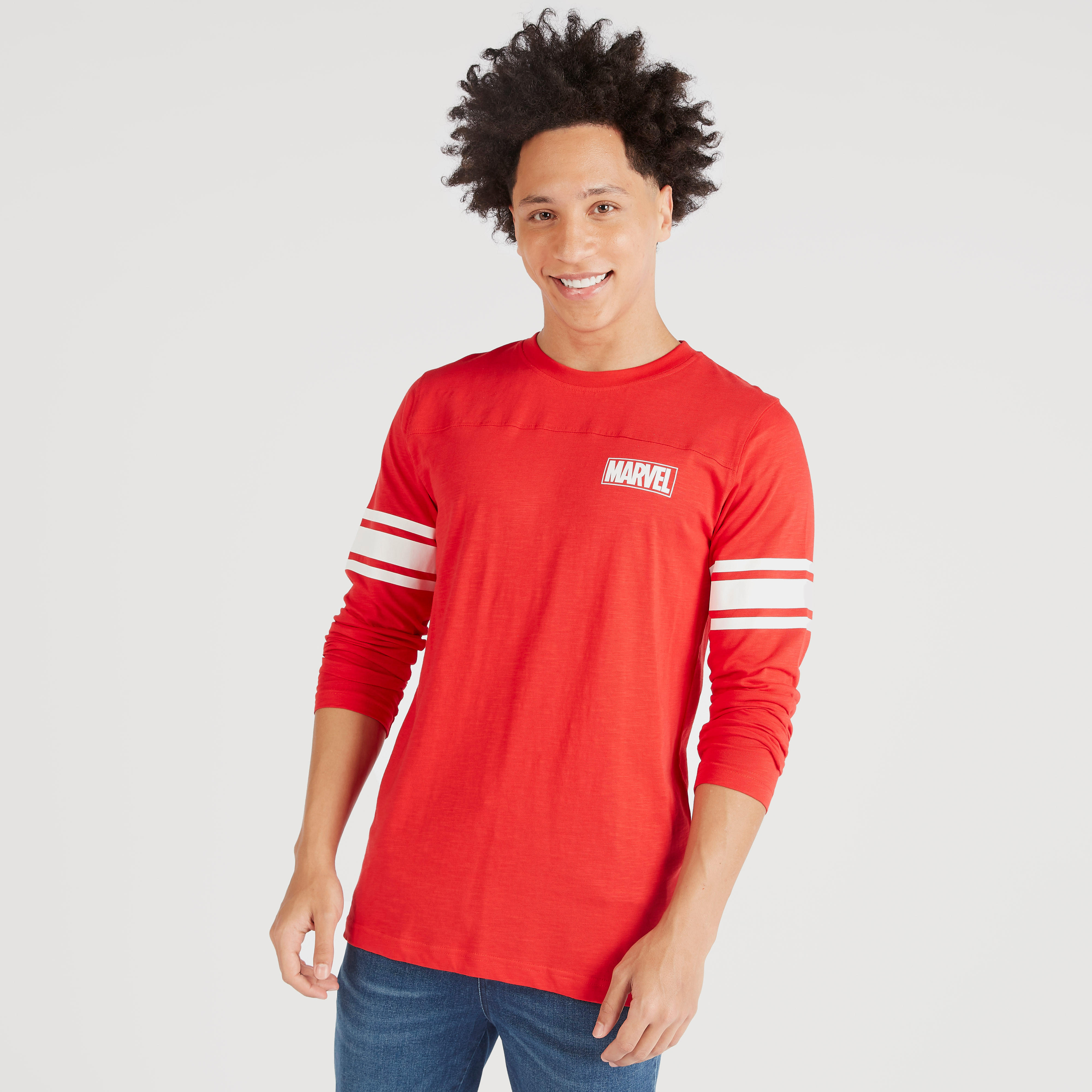 تيشيرت بياقة ضيّقة وأكمام طويلة وطبعات مارفل-men-clothing-tshirtsandpolos-tshirts-image-1