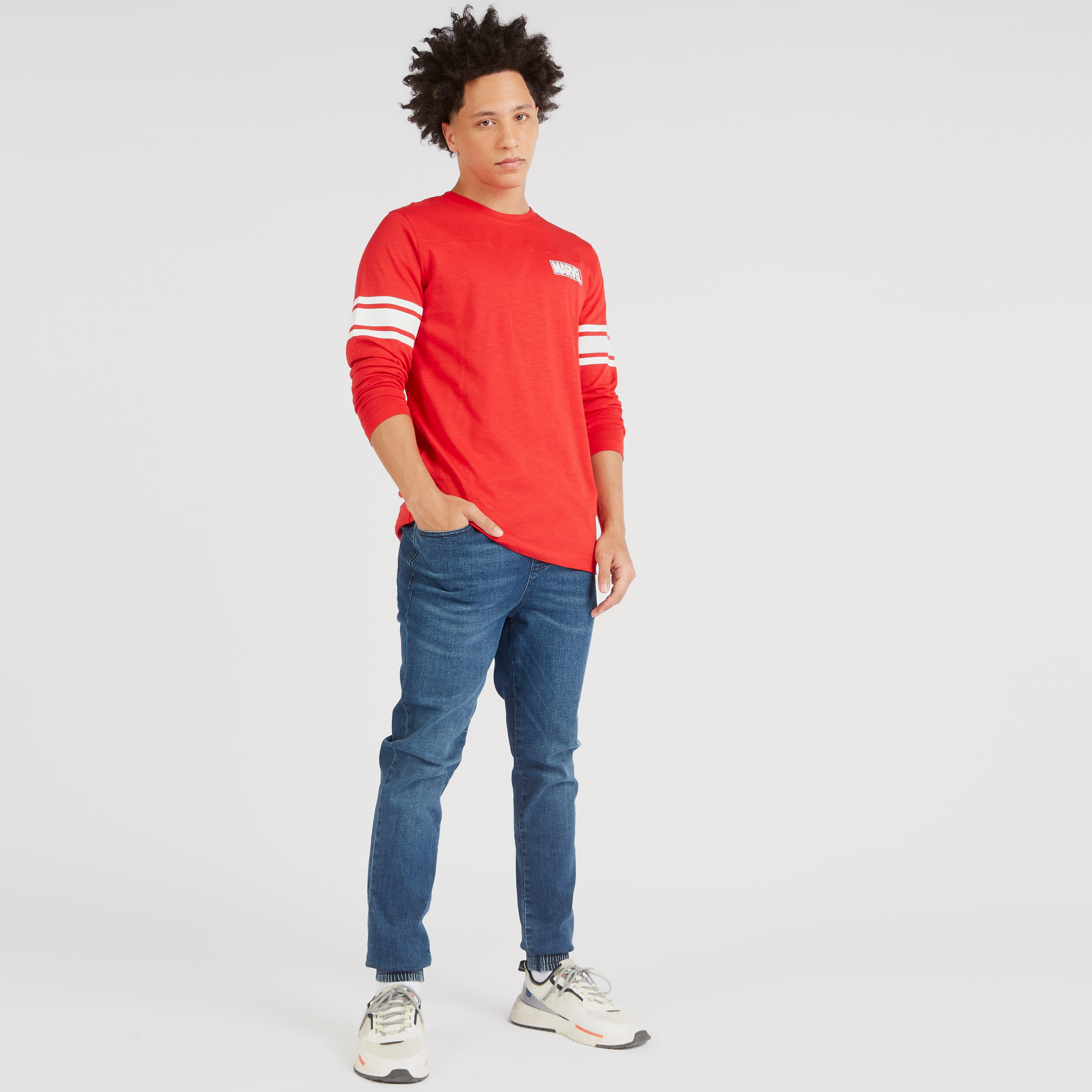 تيشيرت بياقة ضيّقة وأكمام طويلة وطبعات مارفل-men-clothing-tshirtsandpolos-tshirts-image-2