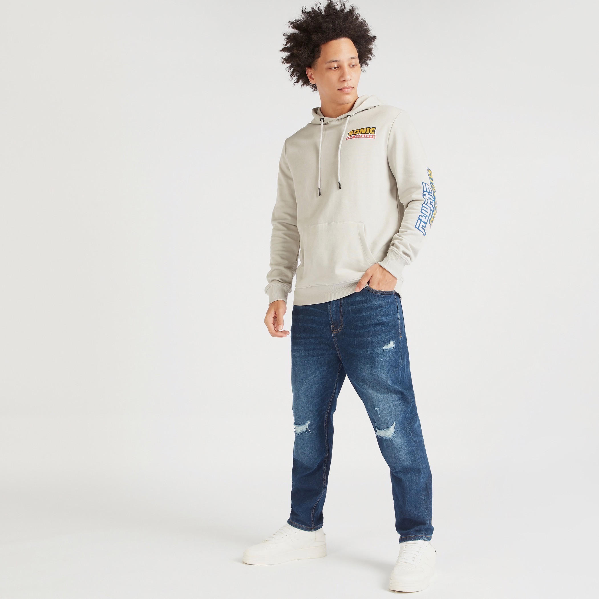 سويت شيرت بجيوب وقبعّة وطبعات سونيك-men-winterwear-hoodiesandsweatshirts-image-2