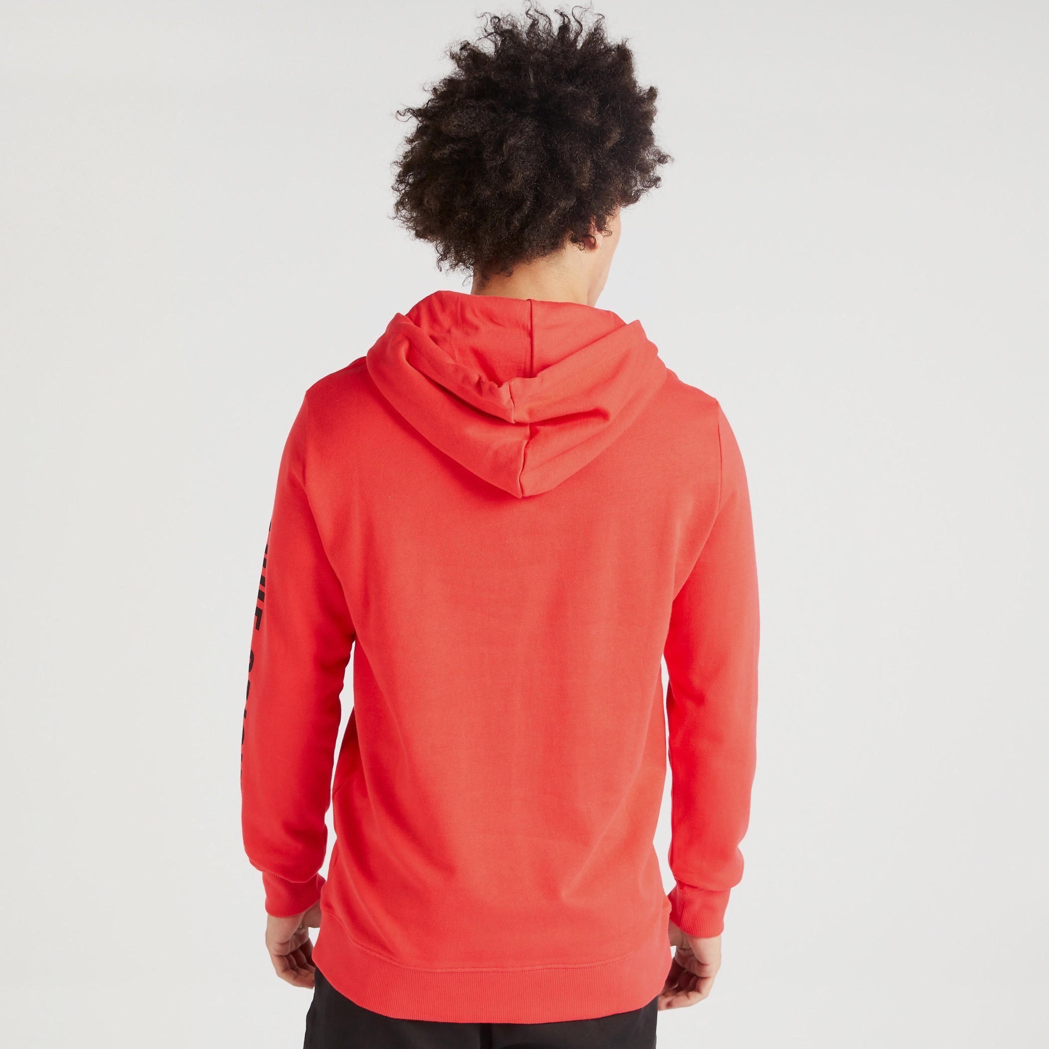 سويت شيرت بطبعات ميكي ماوس وقبعة وأكمام طويلة-men-winterwear-hoodiesandsweatshirts-image-4