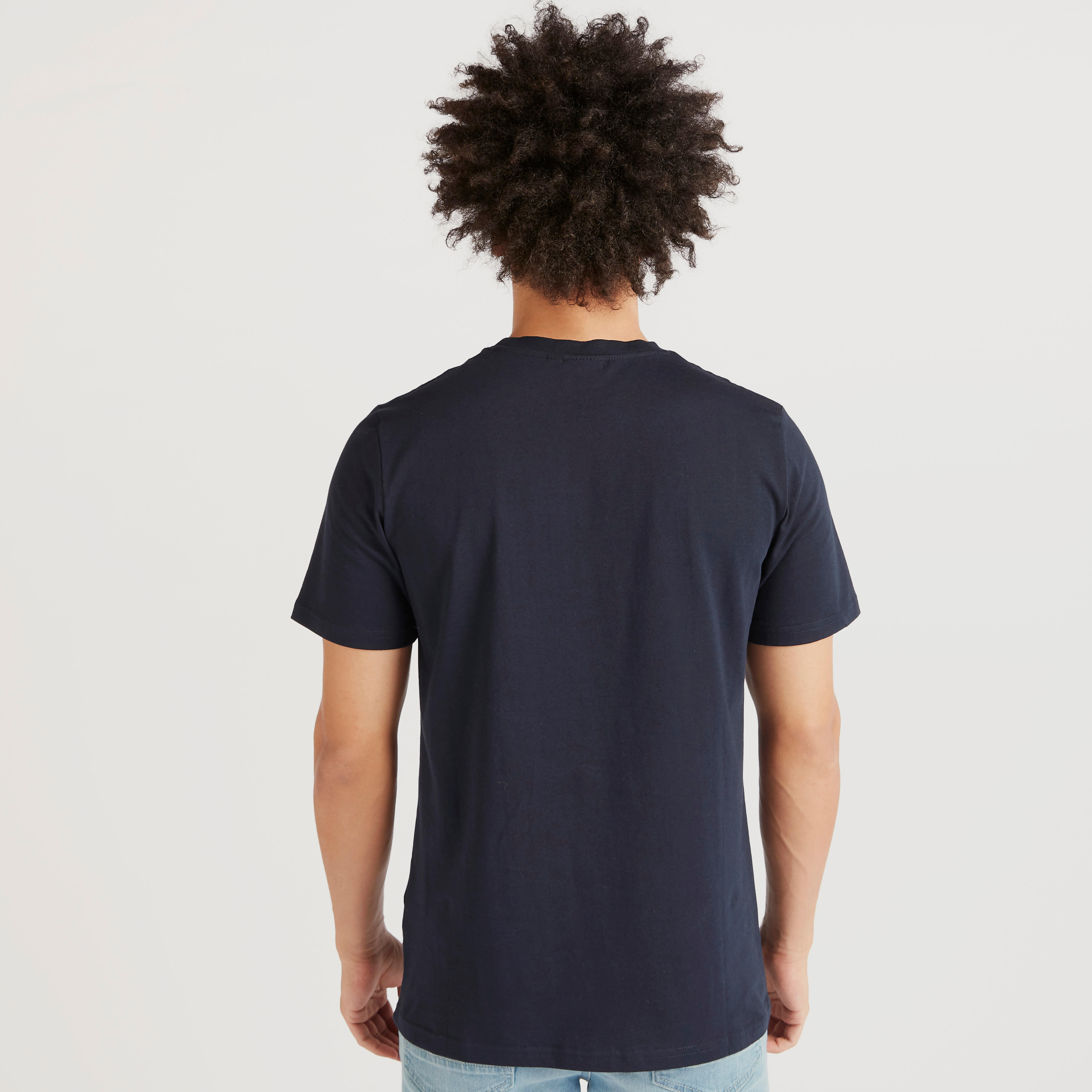 تيشيرت مستدام بياقة ضيقة وأكمام قصيرة وطبعات لوني تيونز-men-clothing-tshirtsandpolos-tshirts-image-4