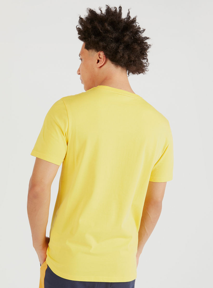 تيشيرت بياقة ضيقة وأكمام قصيرة وطبعات باتمان-men-clothing-tshirtsandpolos-tshirts-image-4