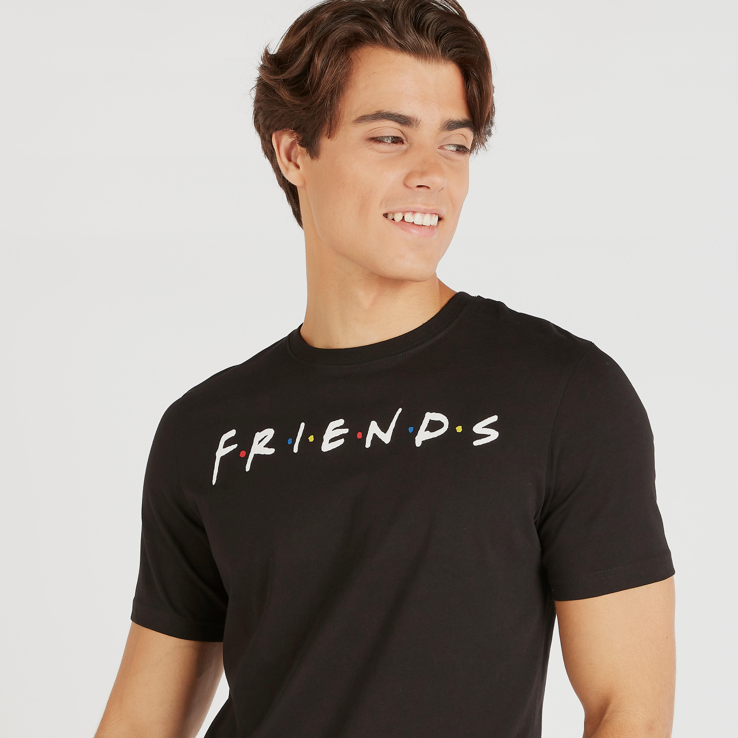 تيشيرت بياقة ضيقة وأكمام قصيرة وطبعات-men-clothing-tshirtsandpolos-tshirts-image-3