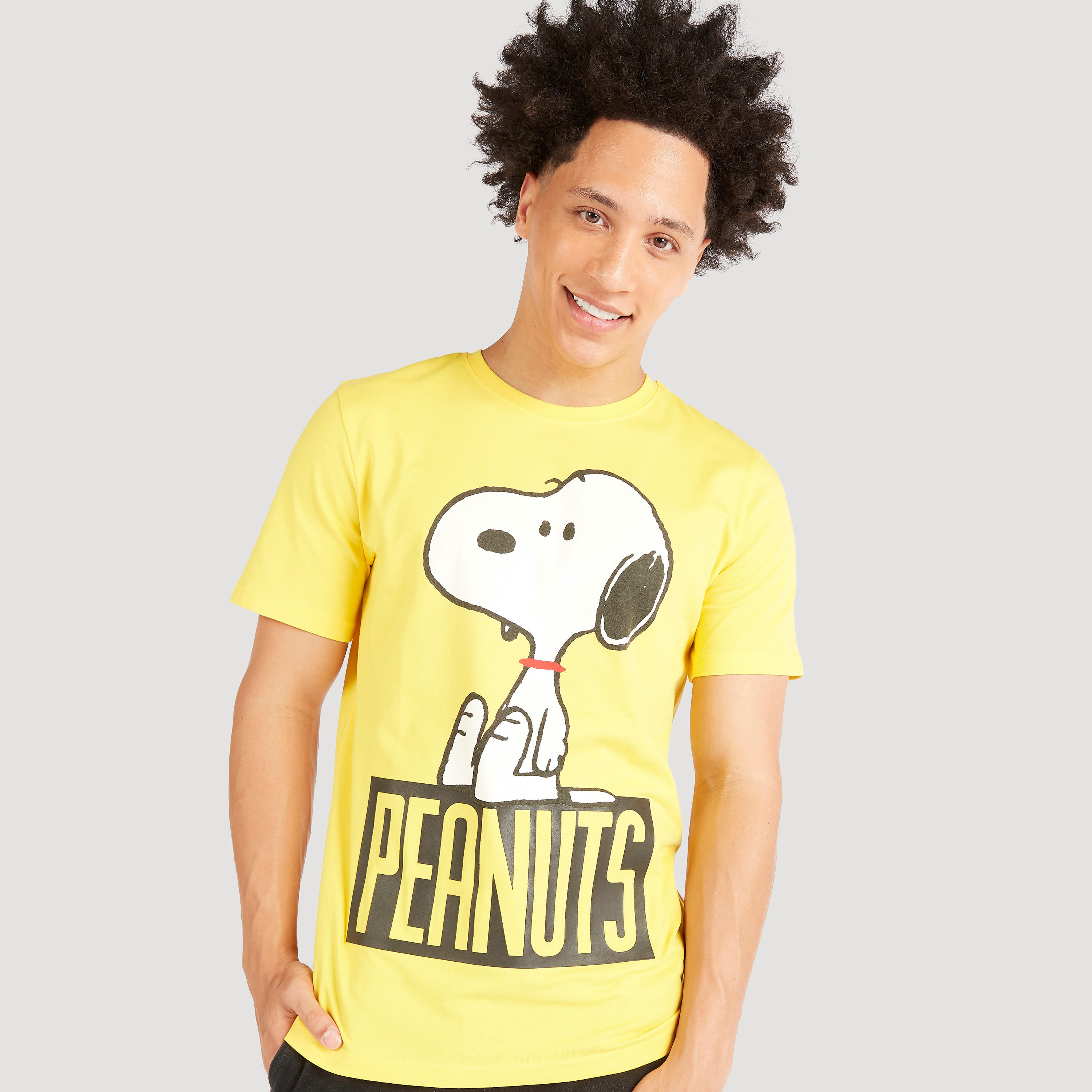 تيشيرت بياقة ضيقة وأكمام قصيرة وطبعات-men-clothing-tshirtsandpolos-tshirts-image-1