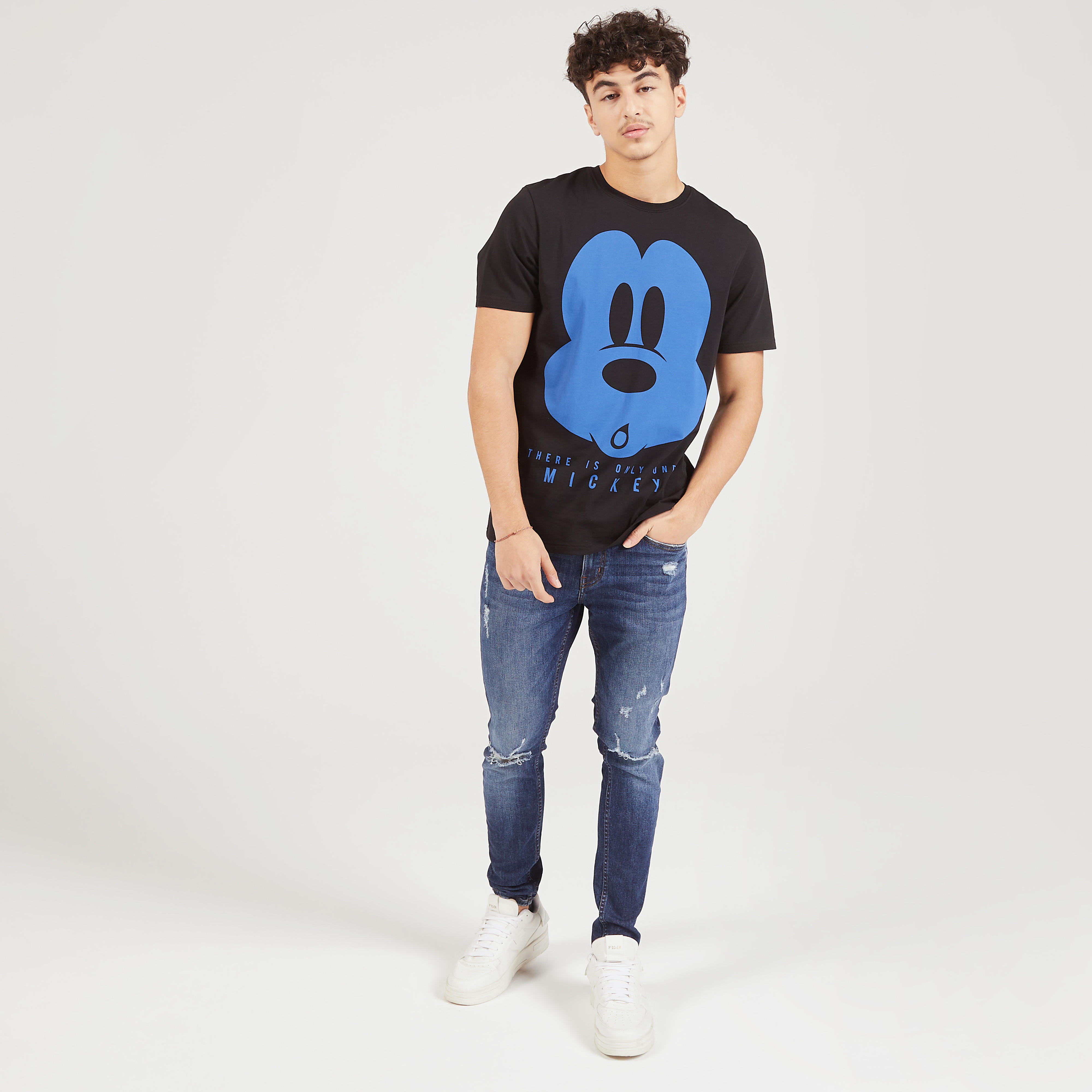 تيشيرت بياقة ضيّقة وأكمام قصيرة وطبعات ميكي ماوس-men-clothing-tshirtsandpolos-tshirts-image-2