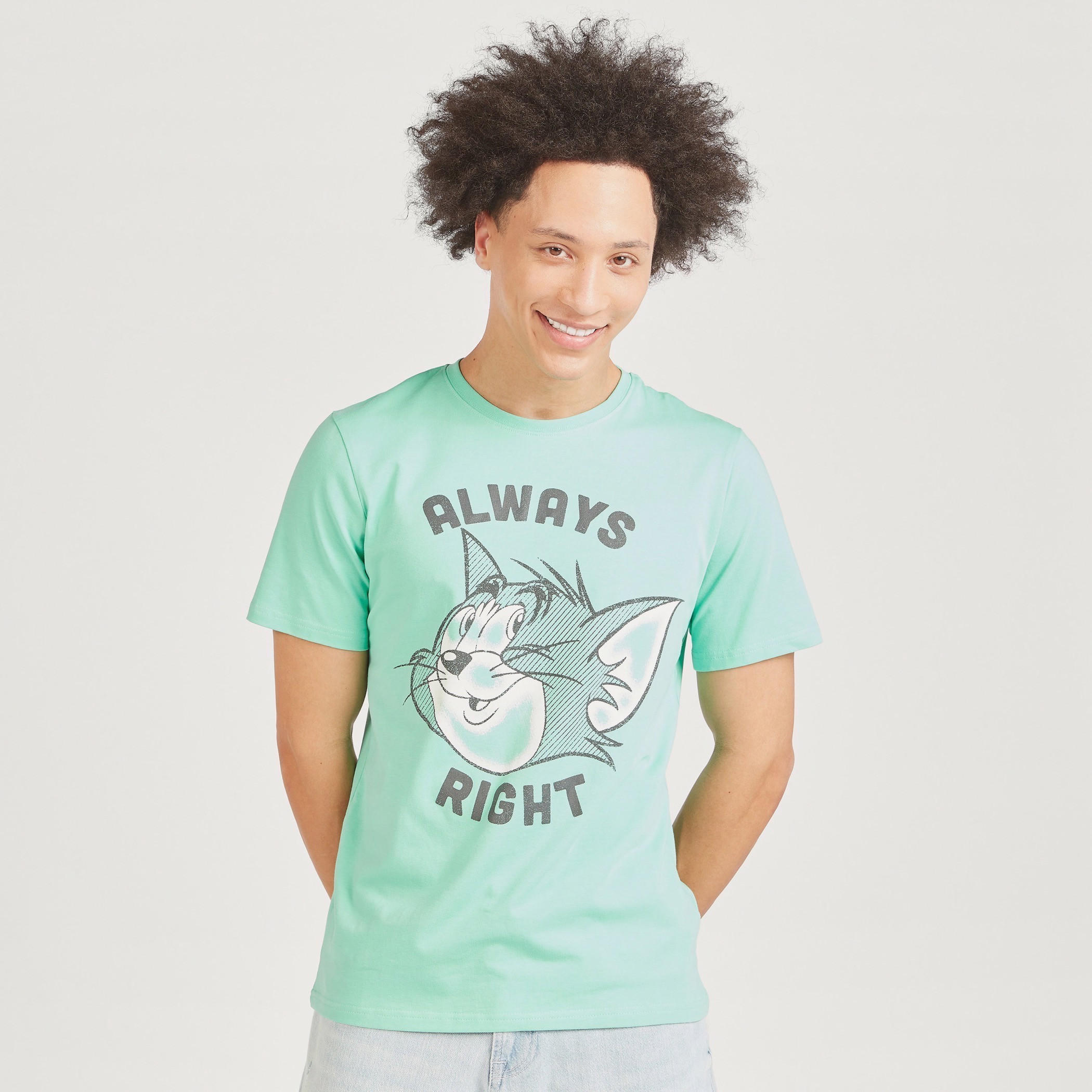 تيشيرت بياقة ضيّقة وأكمام قصيرة وطبعات توم أند جيري-men-clothing-tshirtsandpolos-tshirts-image-1