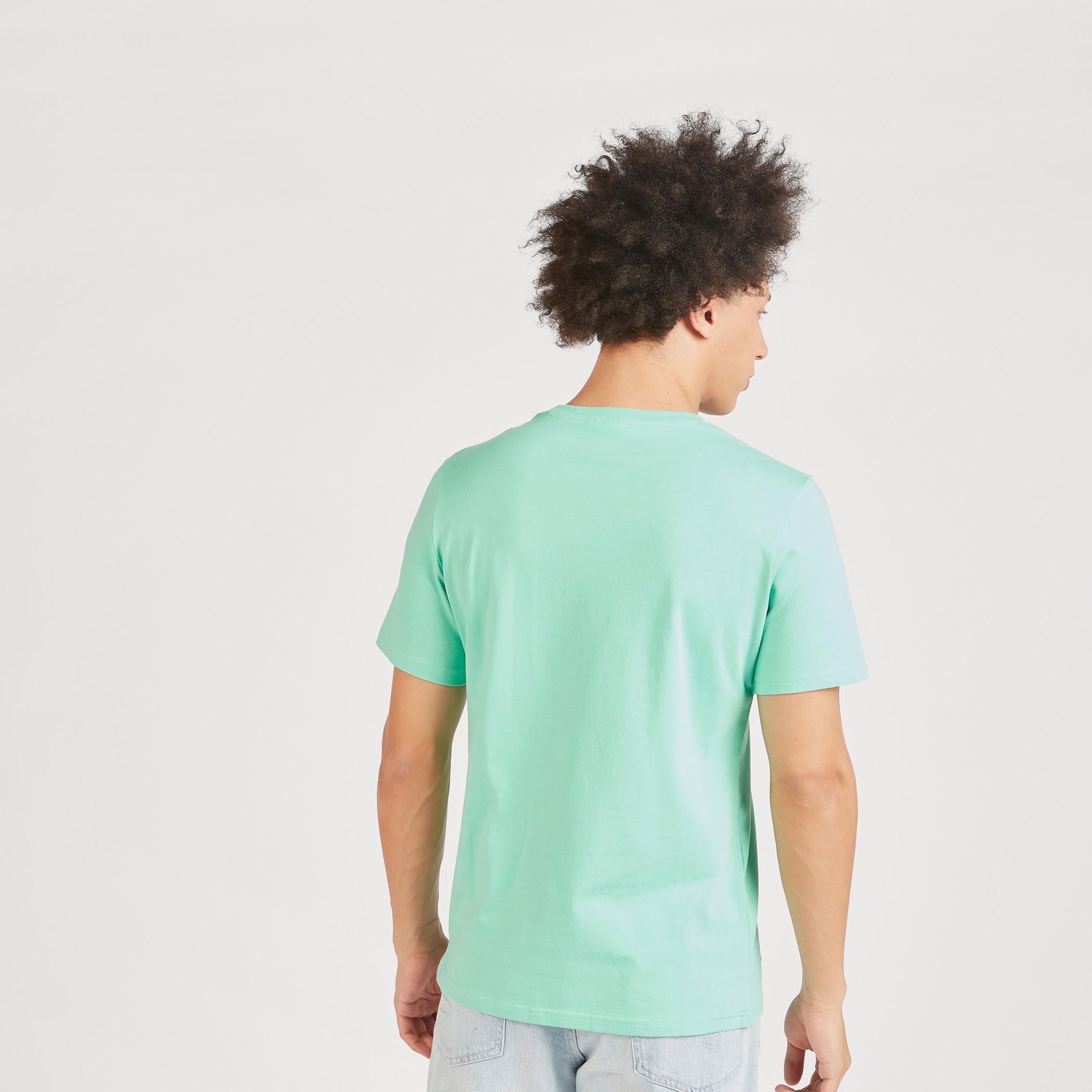 تيشيرت بياقة ضيّقة وأكمام قصيرة وطبعات توم أند جيري-men-clothing-tshirtsandpolos-tshirts-image-4