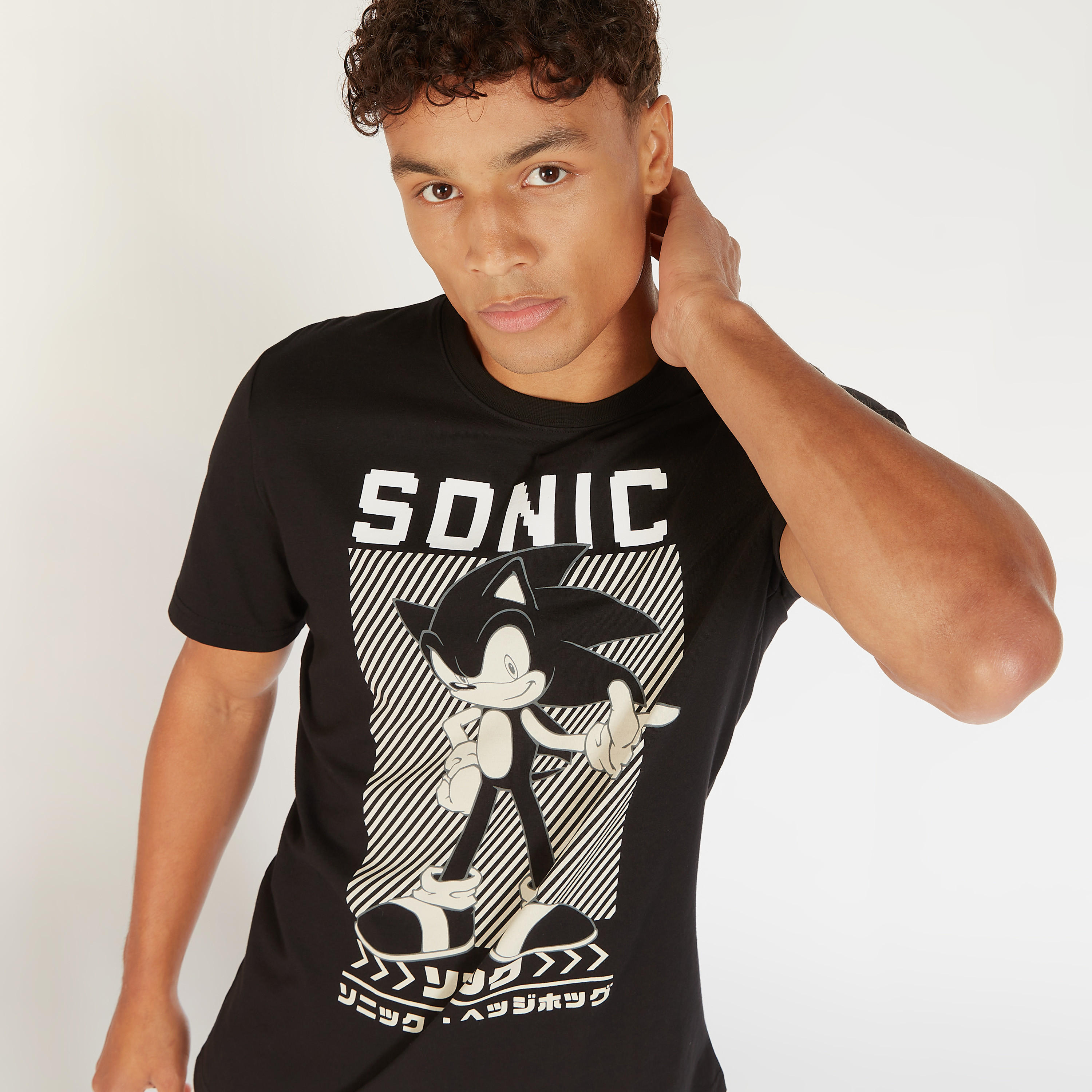 Sonic the Hedgehog Print T-shirt with Crew Neck and Short Sleeves-men-clothing-tshirtsandpolos-tshirts-image-1