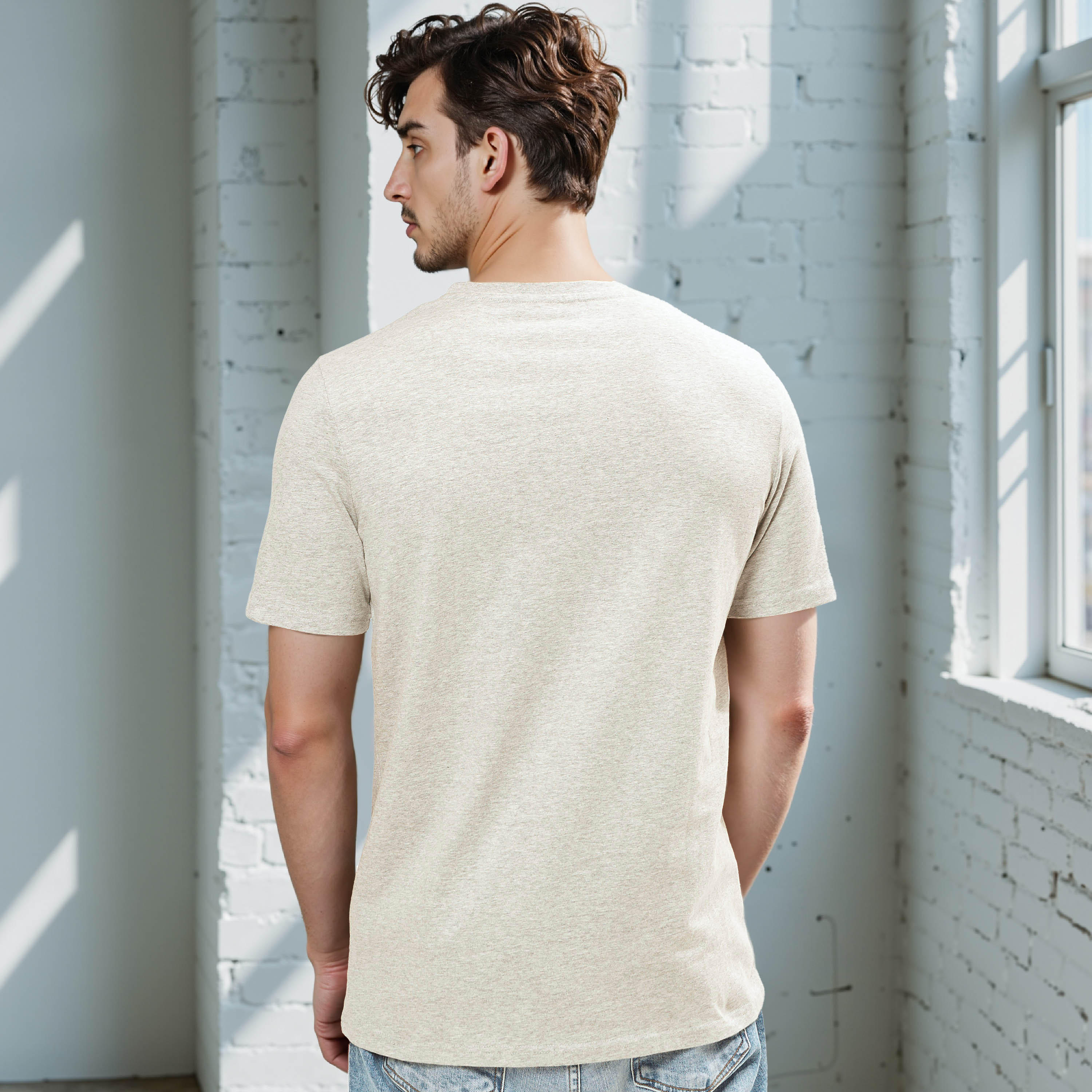 تيشيرت بقصّة سليم وياقة ضيقة وأكمام قصيرة وطبعات سوبرمان-men-clothing-tshirtsandpolos-tshirts-image-4