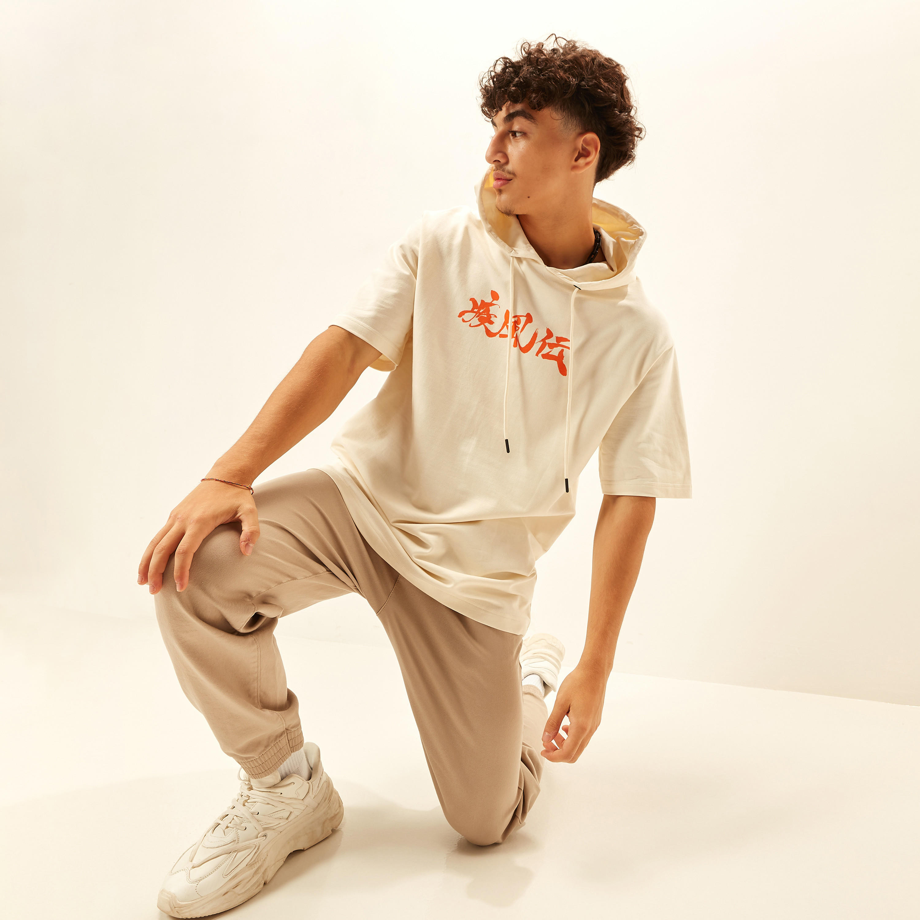 Naruto Print Hooded T-shirt with Short Sleeves-men-clothing-tshirtsandpolos-tshirts-image-2