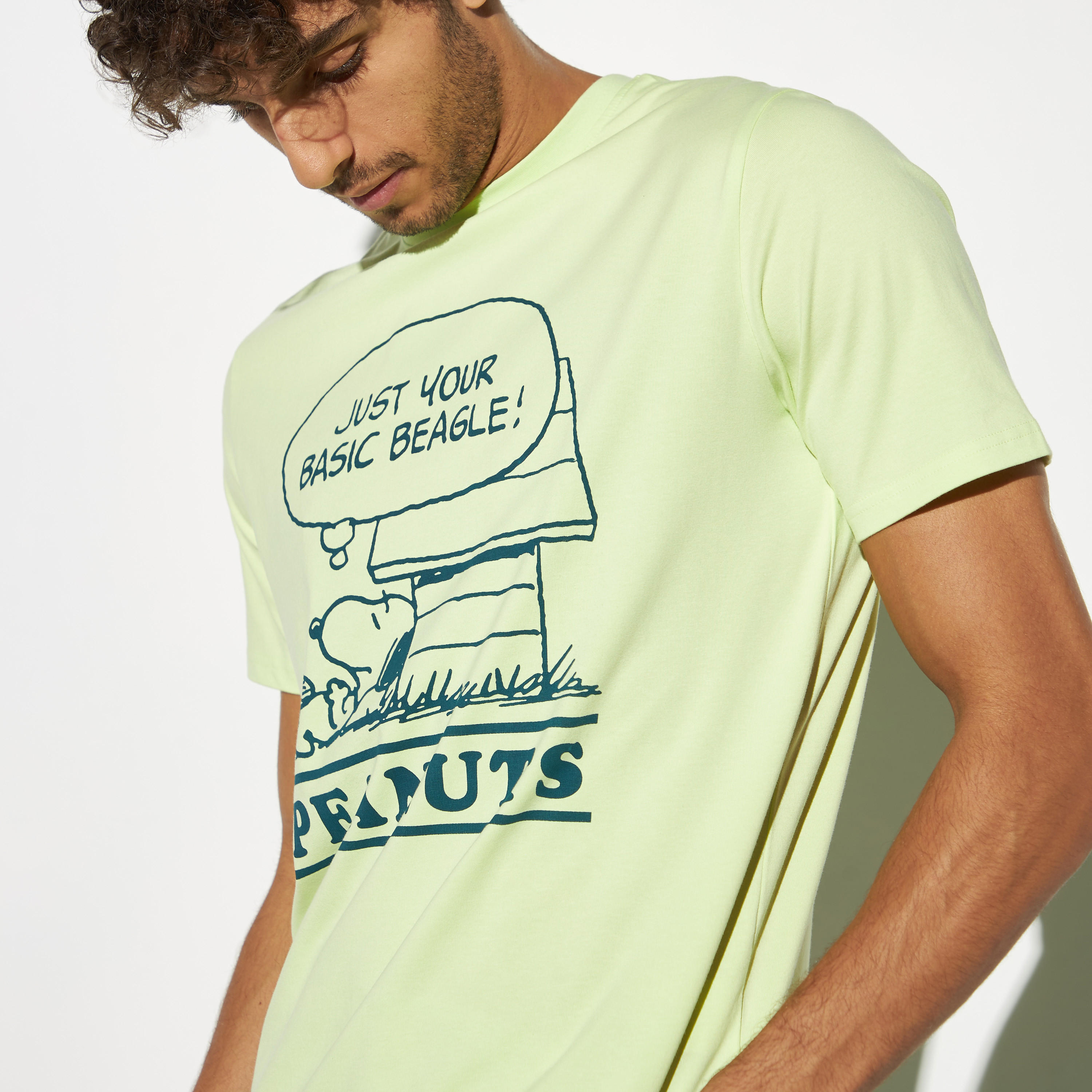 تيشيرت بياقة ضيقة وأكمام قصيرة وطبعات-men-clothing-tshirtsandpolos-tshirts-image-3