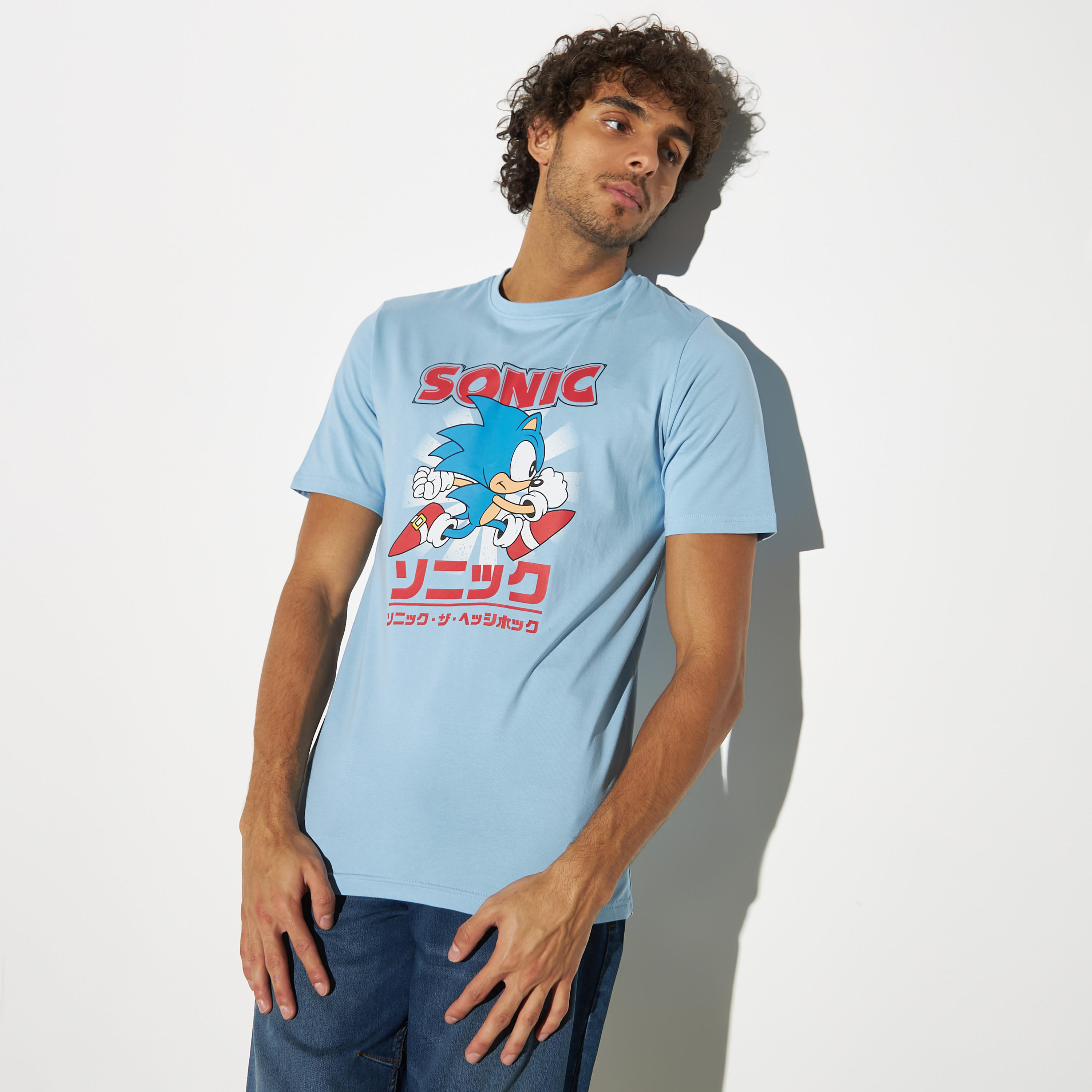 تيشيرت بياقة ضيقة وأكمام قصيرة وطبعات سونيك ذا هيدجهوج-men-clothing-tshirtsandpolos-tshirts-image-1