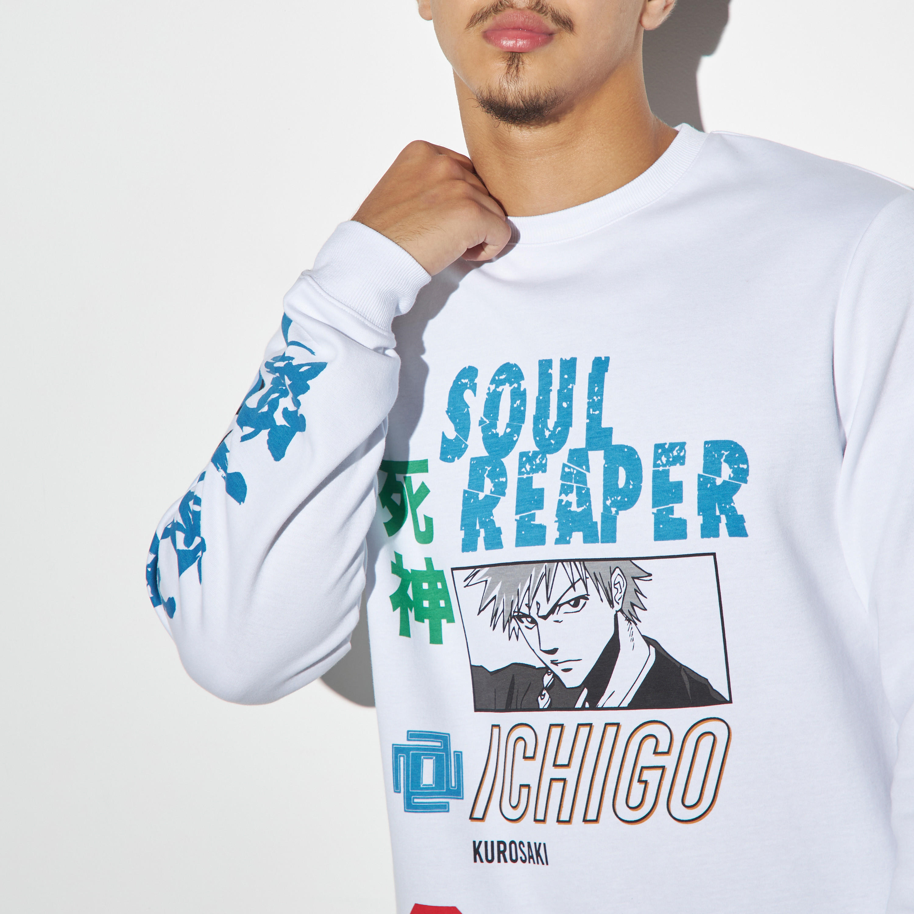 سويت شيرت بأكمام طويلة وطبعات-men-winterwear-hoodiesandsweatshirts-image-4