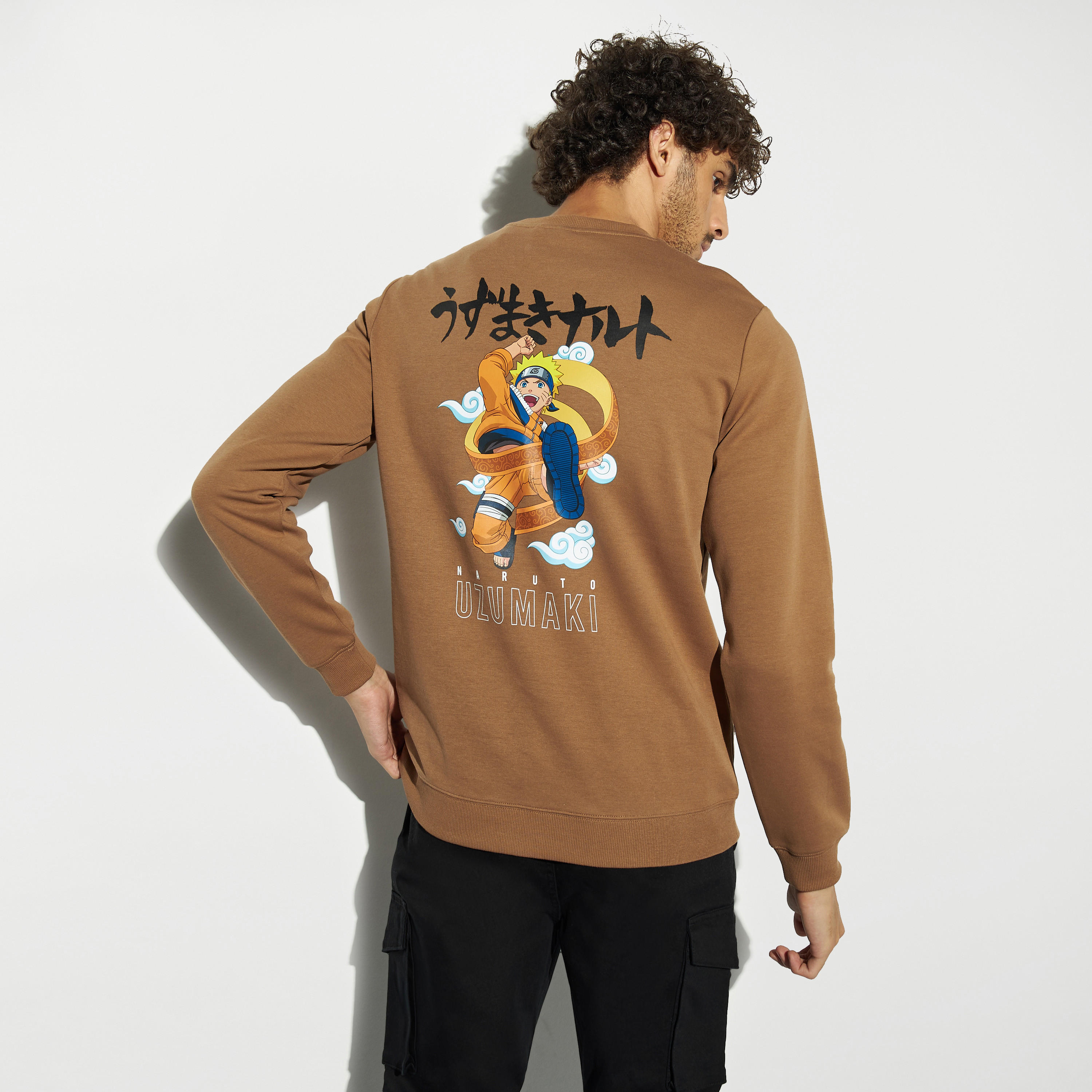 سويت شيرت بطبعات ناروتو أوزوماكي بياقة مستيرة وأكمام طويلة-men-winterwear-hoodiesandsweatshirts-image-1