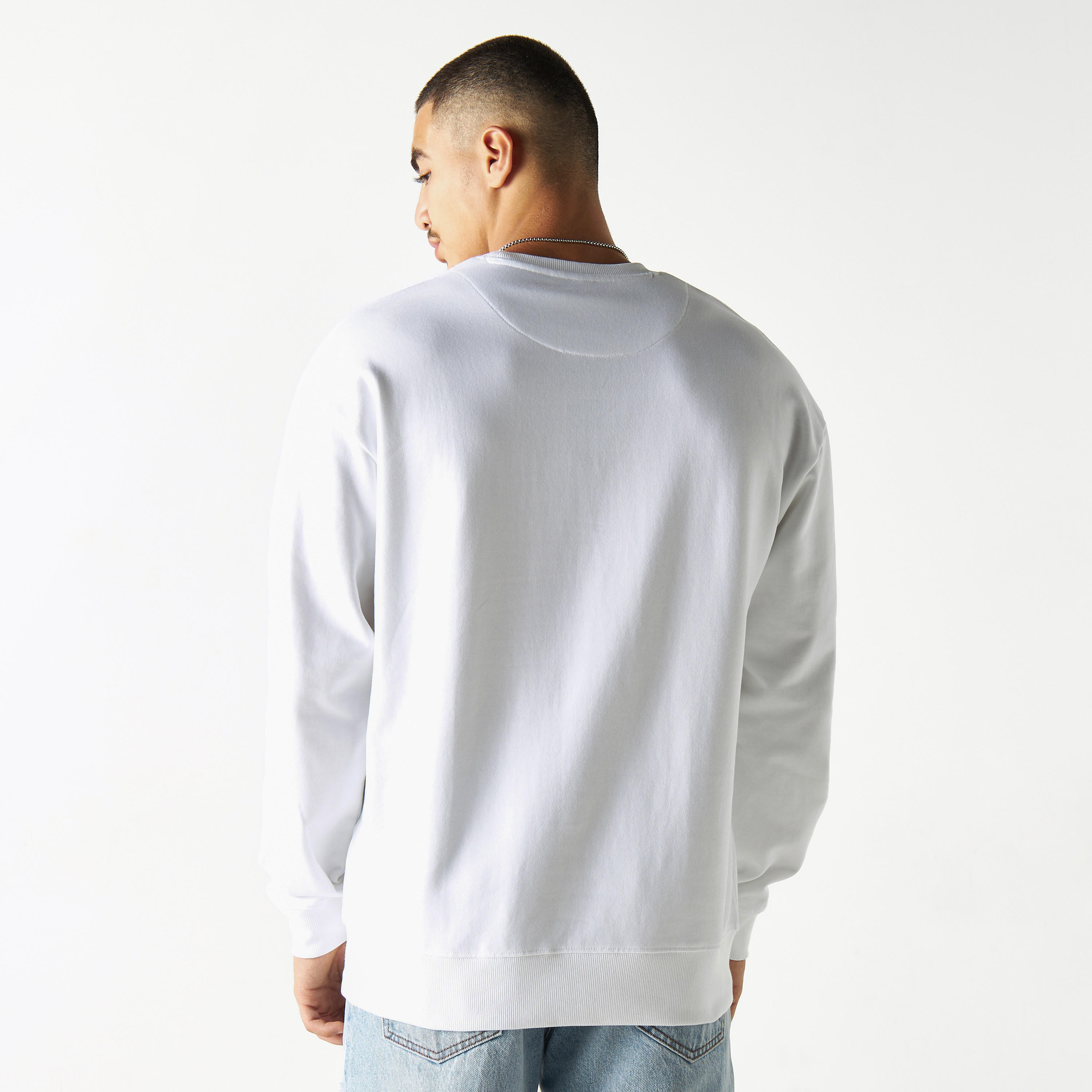 سويت شيرت مزين بياقة مستديرة وأكمام كتف منسدلة-men-winterwear-hoodiesandsweatshirts-image-3