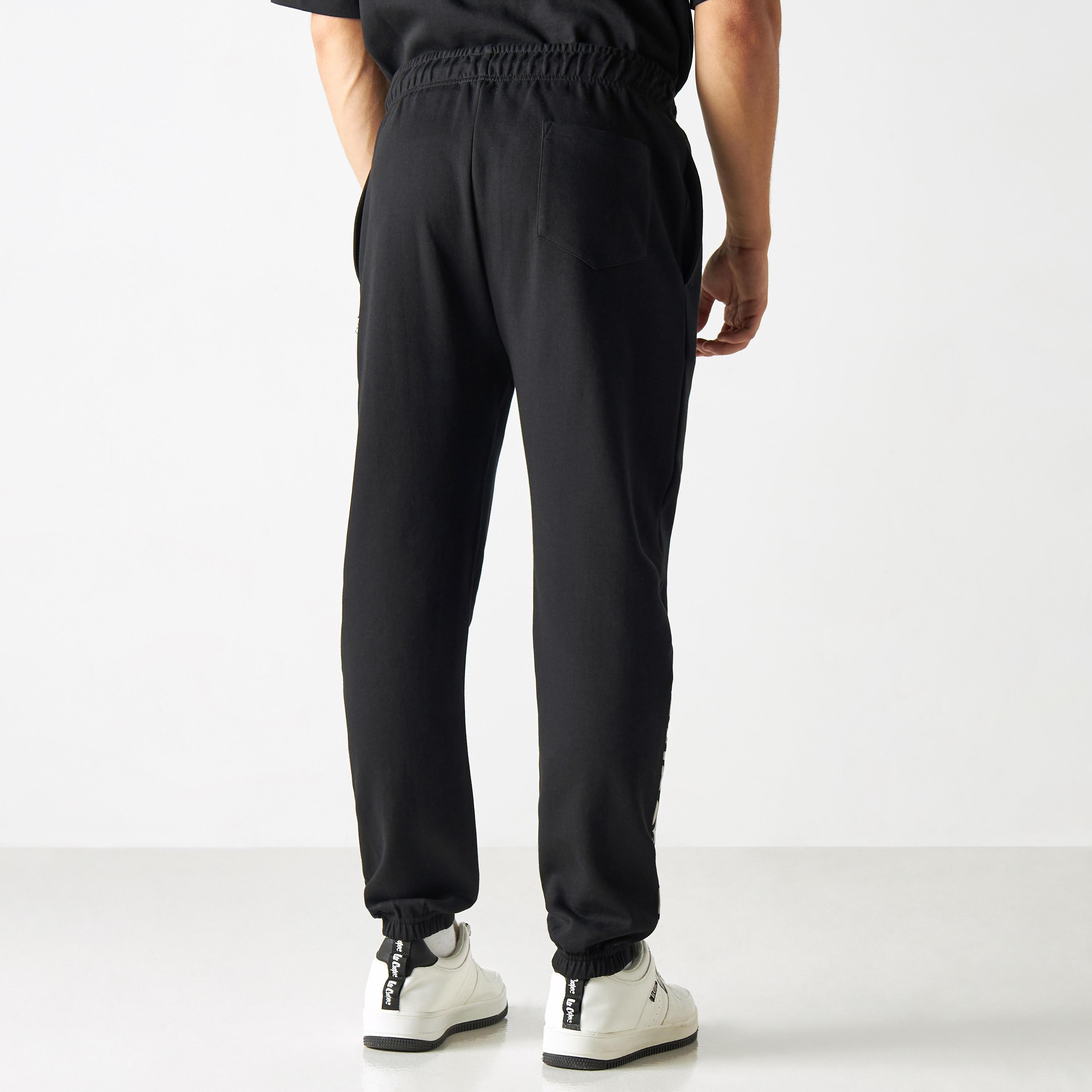 Naruto Print Joggers with Drawstring Closure and Pockets-men-clothing-bottoms-joggers-image-3