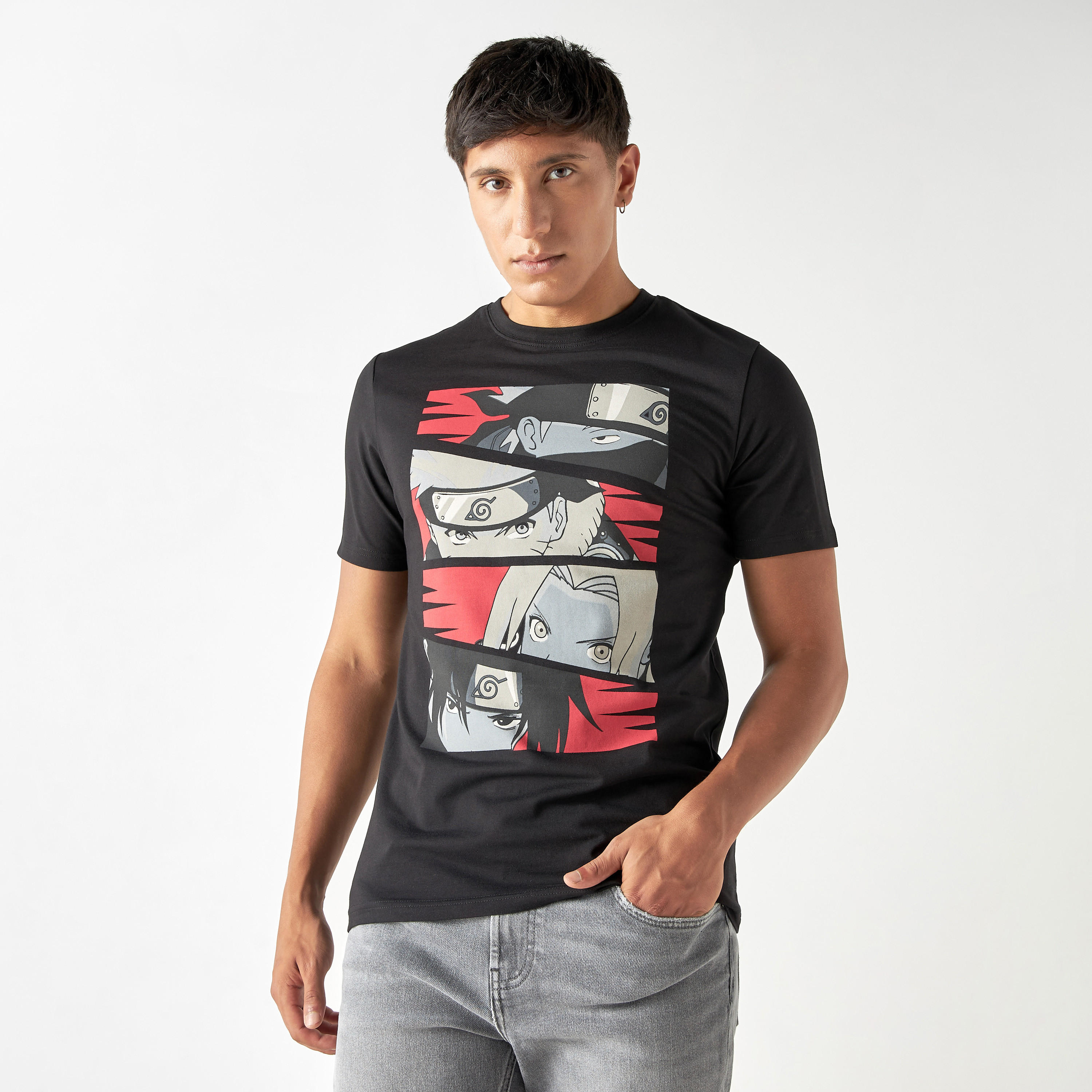 تيشيرت بياقة ضيّقة وأكمام قصيرة وطبعات-men-clothing-tshirtsandpolos-tshirts-image-1