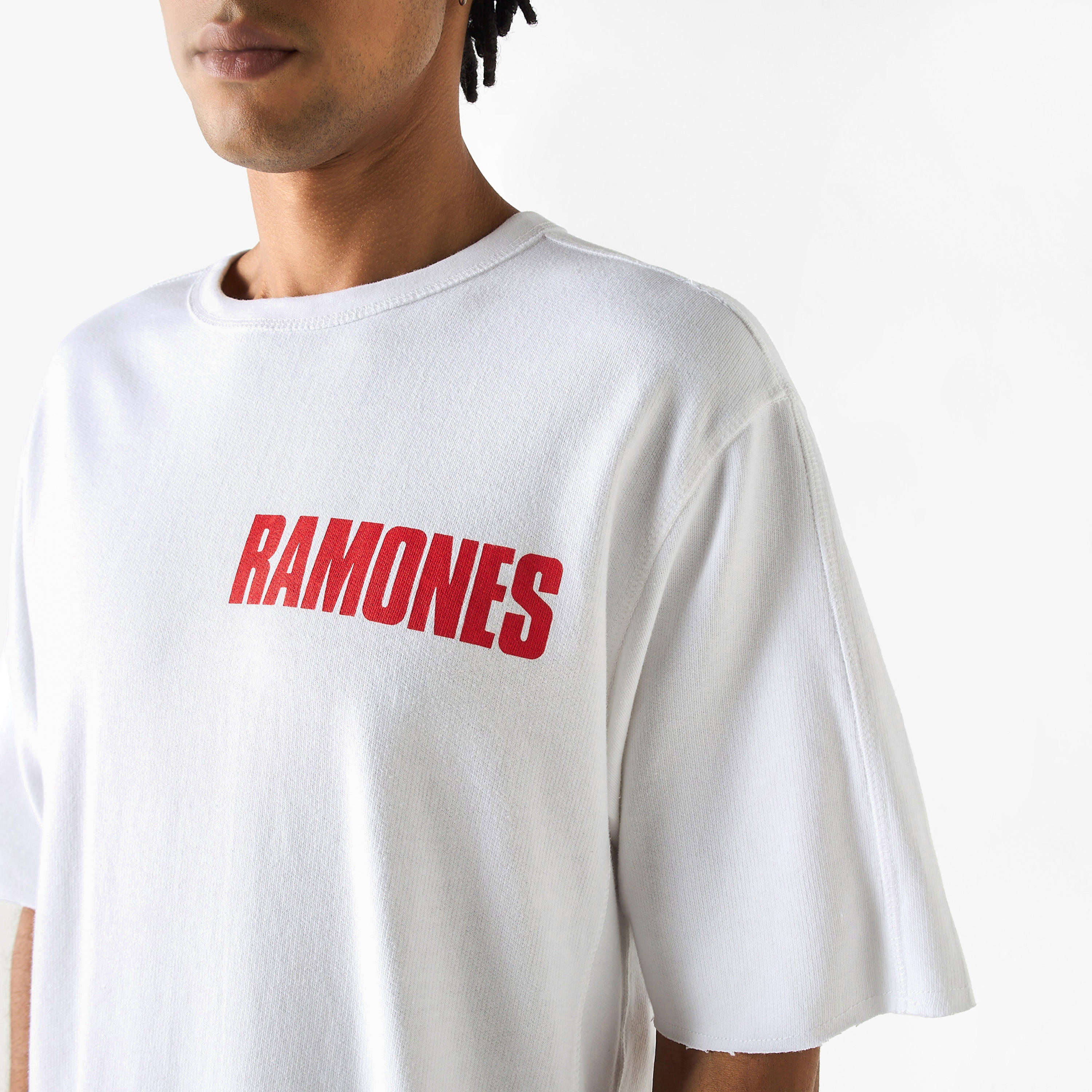 Ramones Print T-shirt with Crew Neck and Short Sleeves-men-clothing-tshirtsandpolos-tshirts-image-4