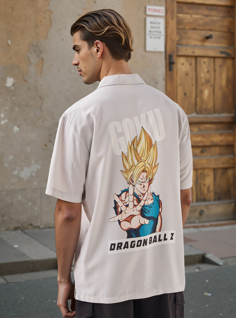 قميص بقصة مريحة وياقة كامب وأكمام قصيرة وطبعات جوكو-men-clothing-shirts-image-3