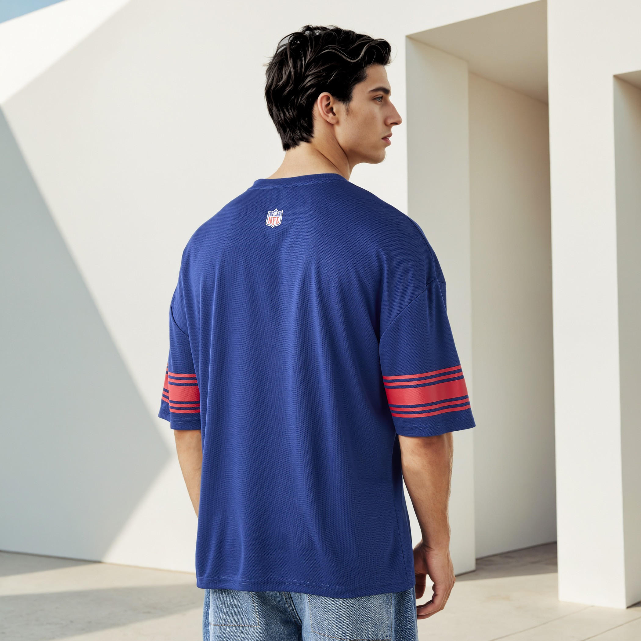 Giants Print V-neck T-shirt with Short Sleeves-men-clothing-tshirtsandpolos-tshirts-image-3