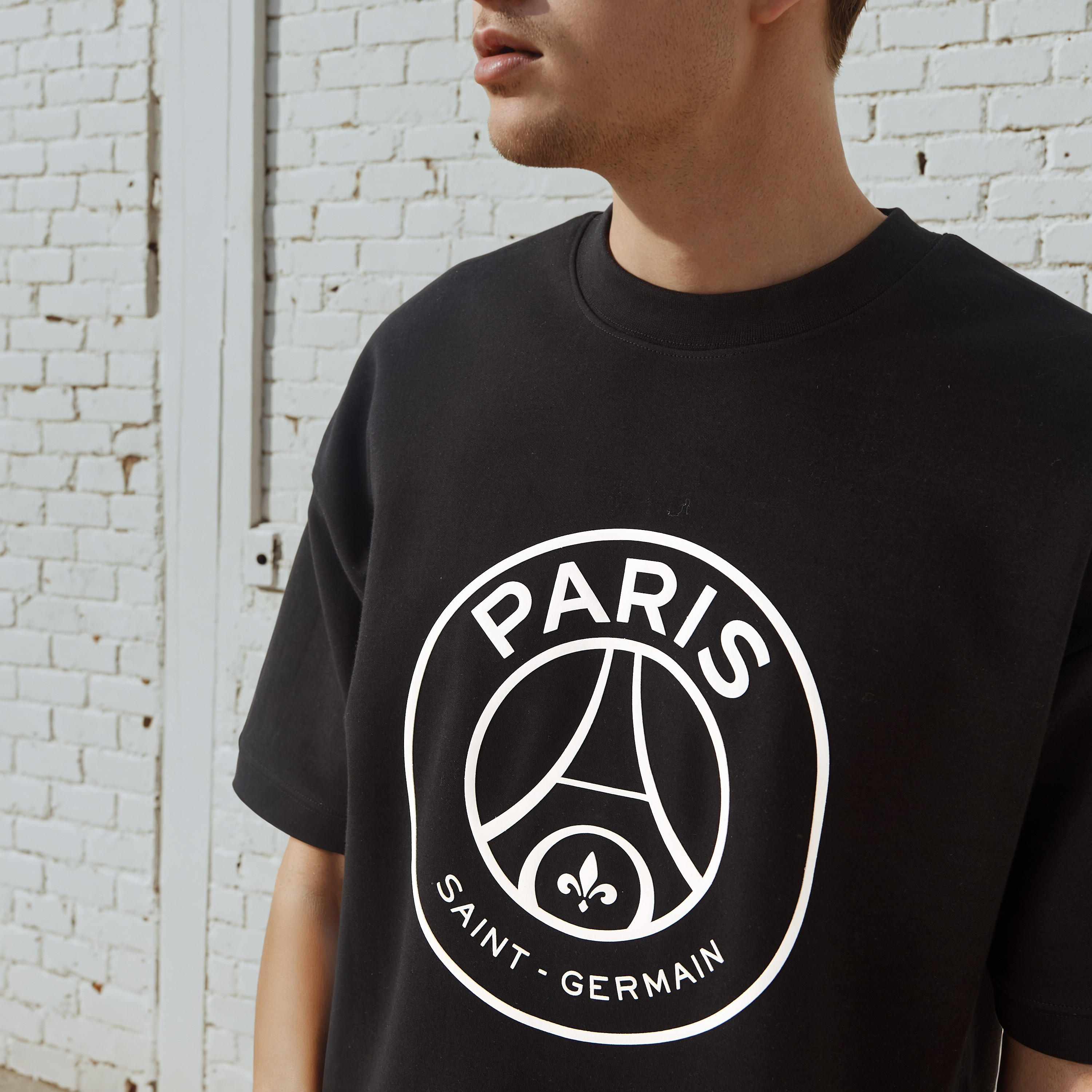 Paris Saint-Germain Print Boxy T-shirt-men-clothing-tshirtsandpolos-tshirts-image-4