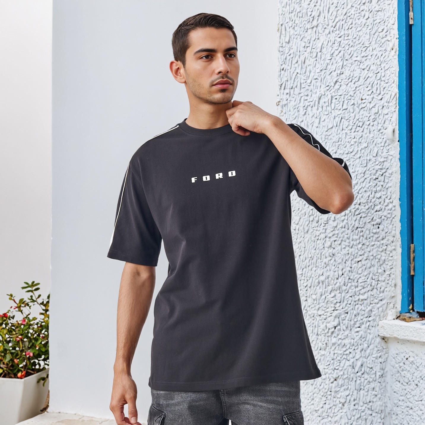 Ford Men Relaxed Fit Crew Neck Short Sleeves T-shirt-men-clothing-tshirtsandpolos-tshirts-image-1