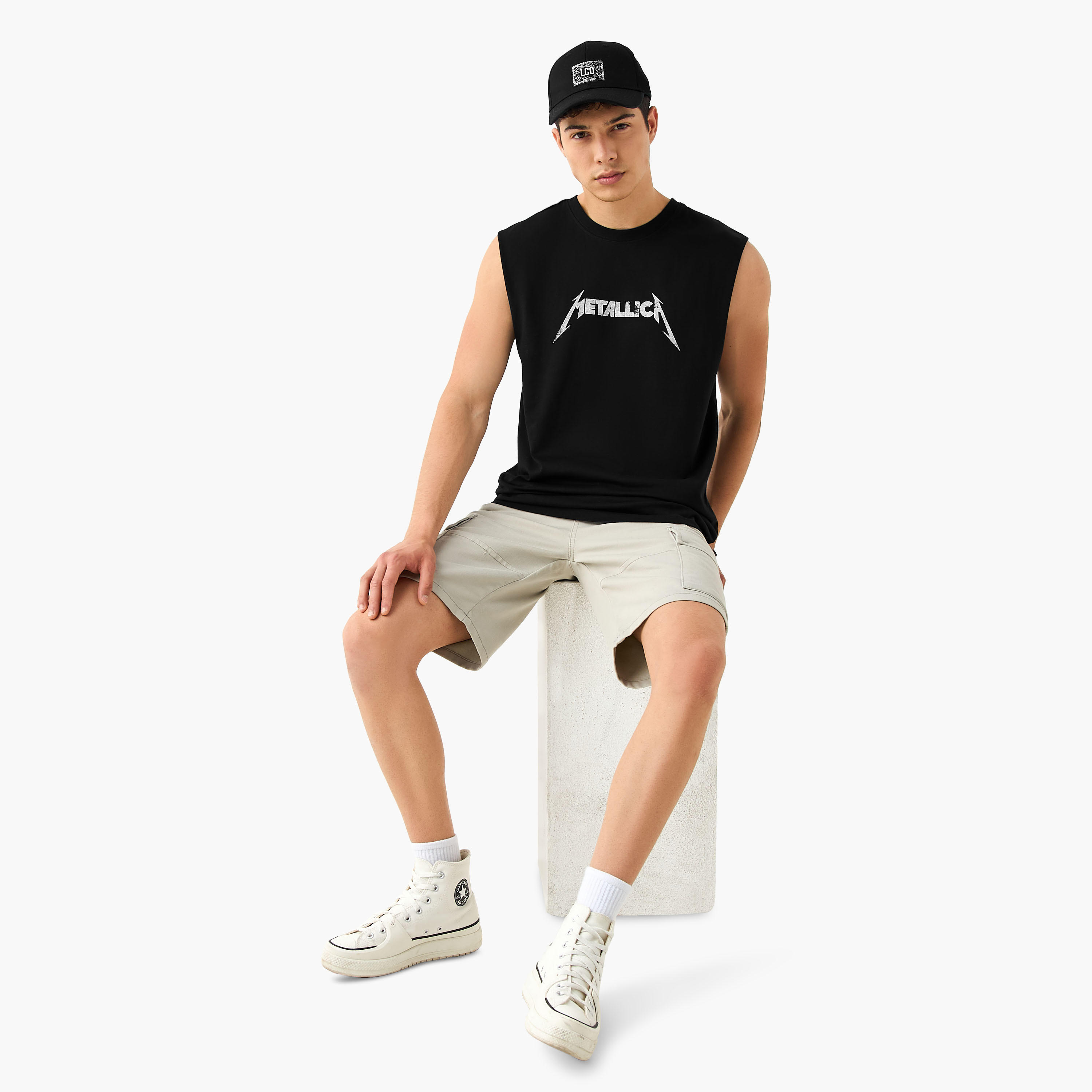 Metallica Print Crew Neck Sleeveless T-shirt-men-clothing-tshirtsandpolos-vests-image-2