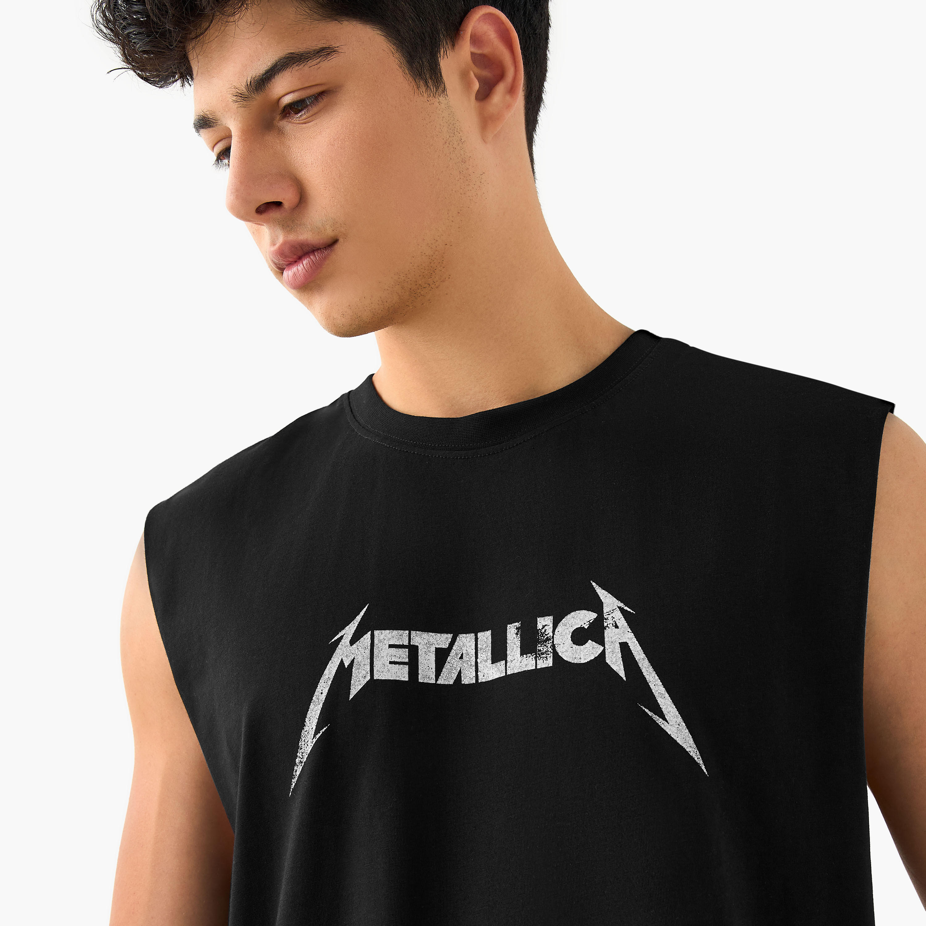 Metallica Print Crew Neck Sleeveless T-shirt-men-clothing-tshirtsandpolos-vests-image-4