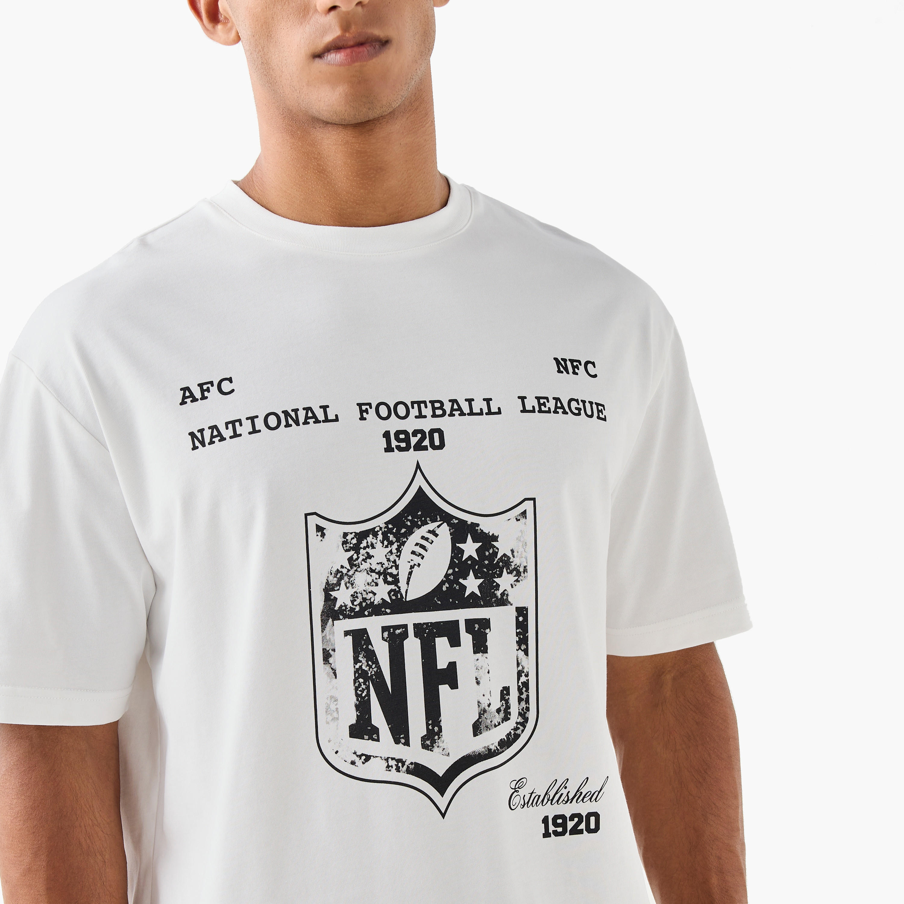 NFL Men Relaxed Fit Crew Neck Short Sleeves T-shirt-men-clothing-tshirtsandpolos-tshirts-image-4