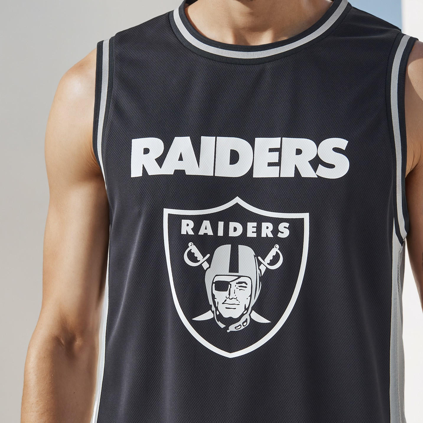 Las Vegas Raiders NFL Crew Neck Sleeveless Vest-men-clothing-tshirtsandpolos-vests-image-4