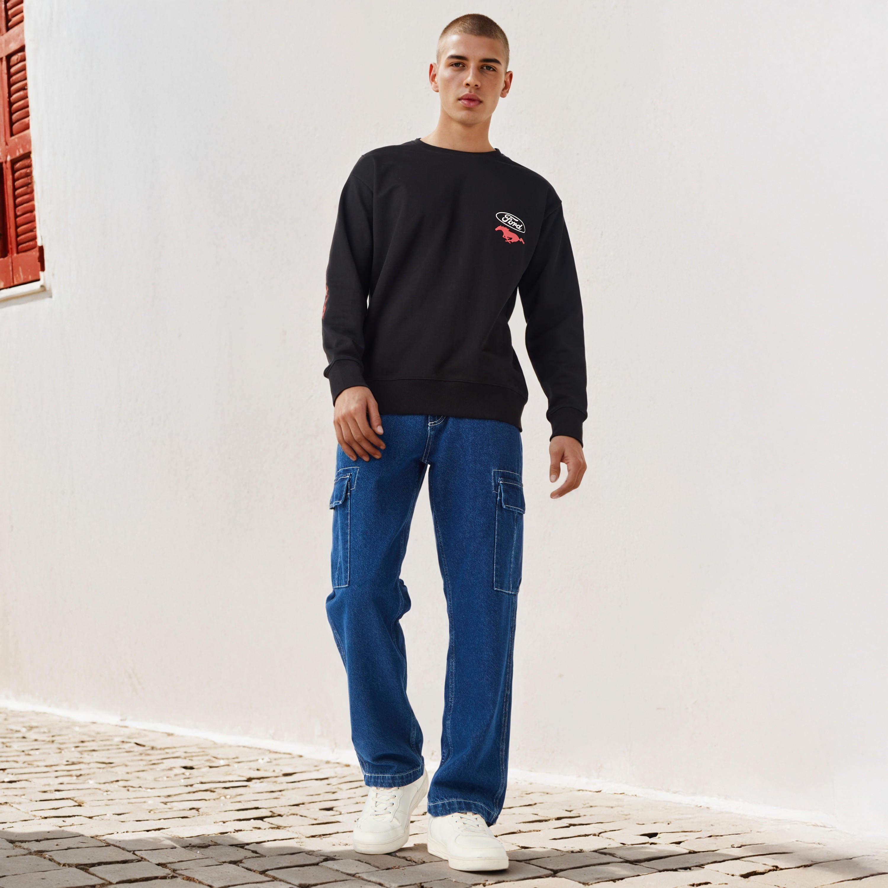 Ford Mustang Print Sweatshirt-men-winterwear-hoodiesandsweatshirts-image-2