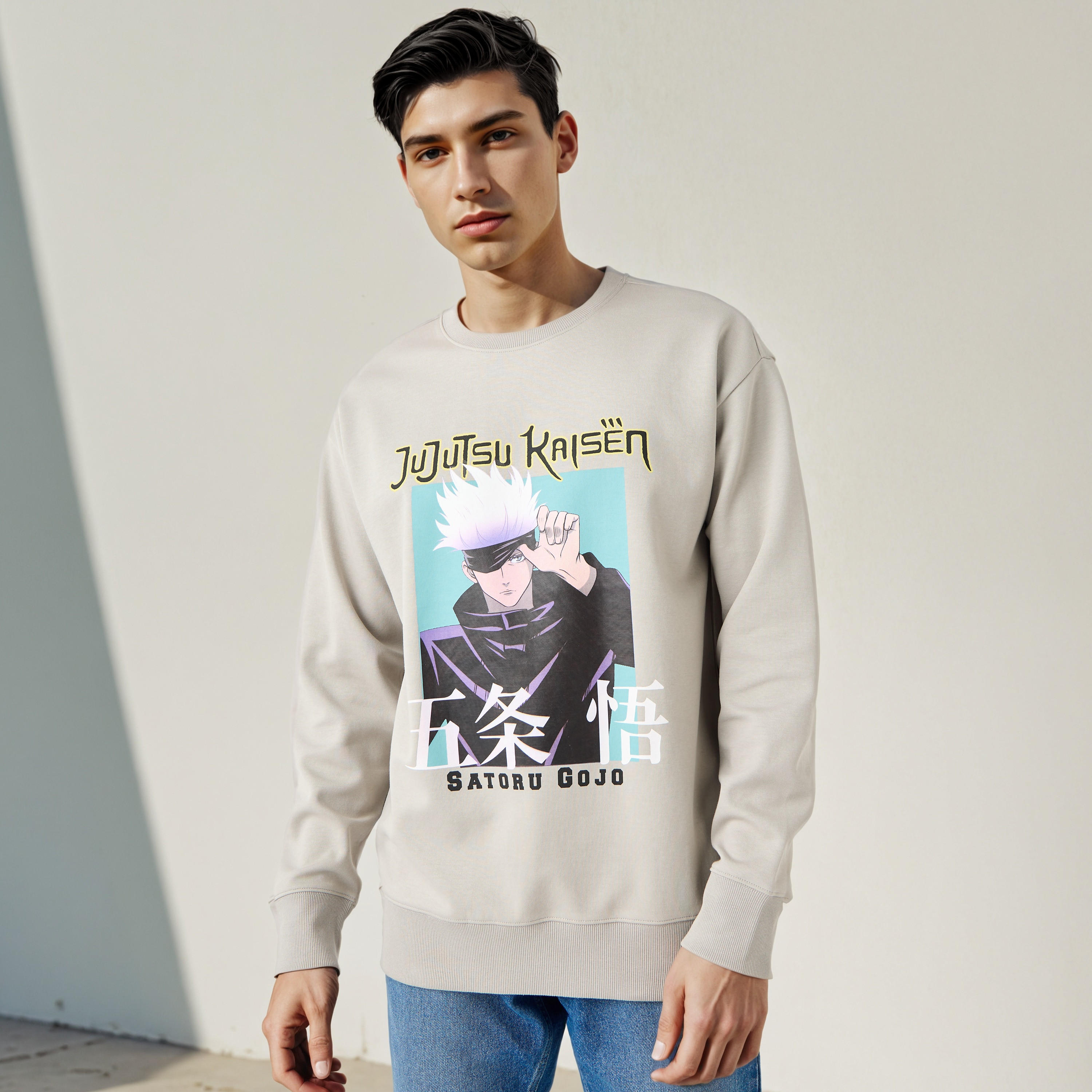 Jujutsu Kaisen Graphic Print Sweatshirt-men-winterwear-hoodiesandsweatshirts-image-1