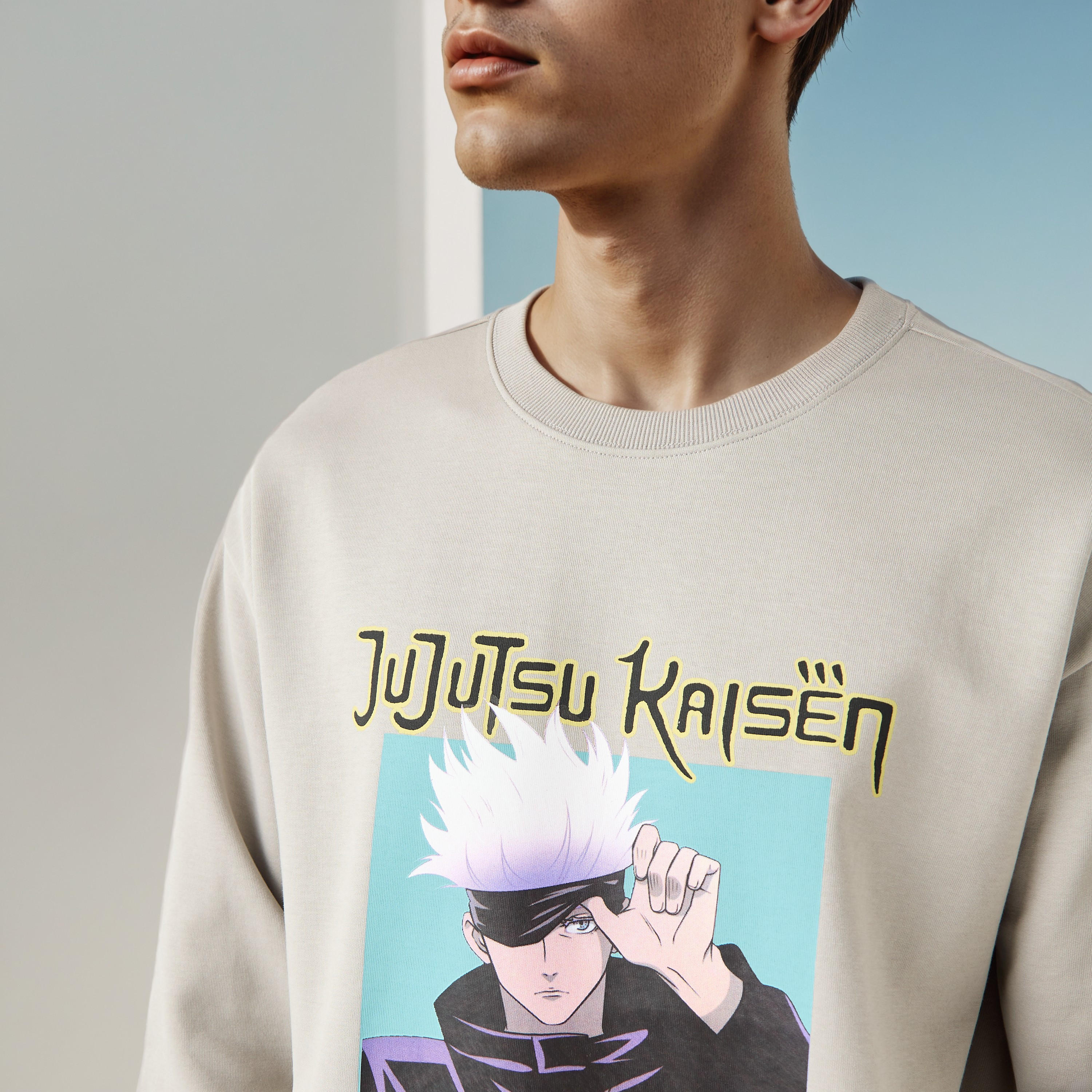 Jujutsu Kaisen Graphic Print Sweatshirt-men-winterwear-hoodiesandsweatshirts-image-4