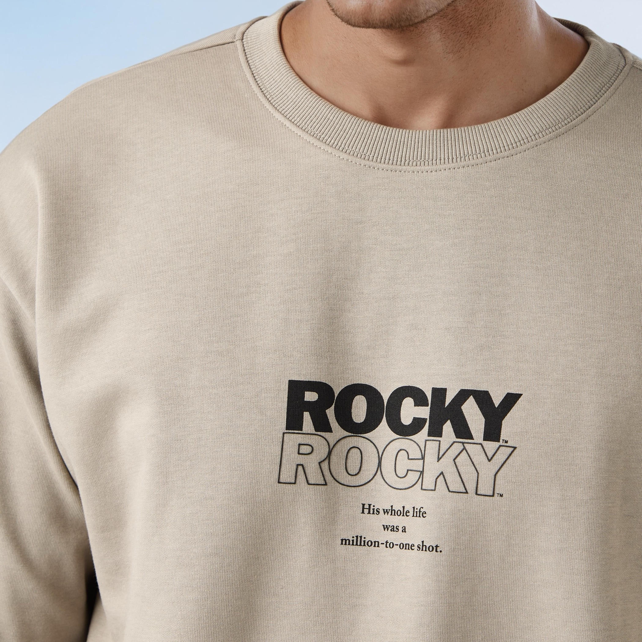 سويت شيرت بطبعات بالبوا روكي-men-winterwear-hoodiesandsweatshirts-image-3