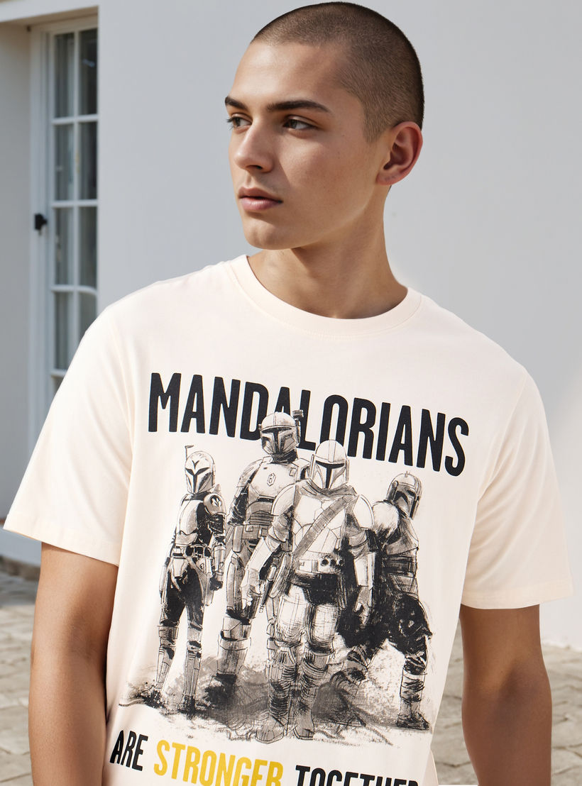 Mandalorians Print Crew Neck T-shirt-men-clothing-tshirtsandpolos-tshirts-image-4