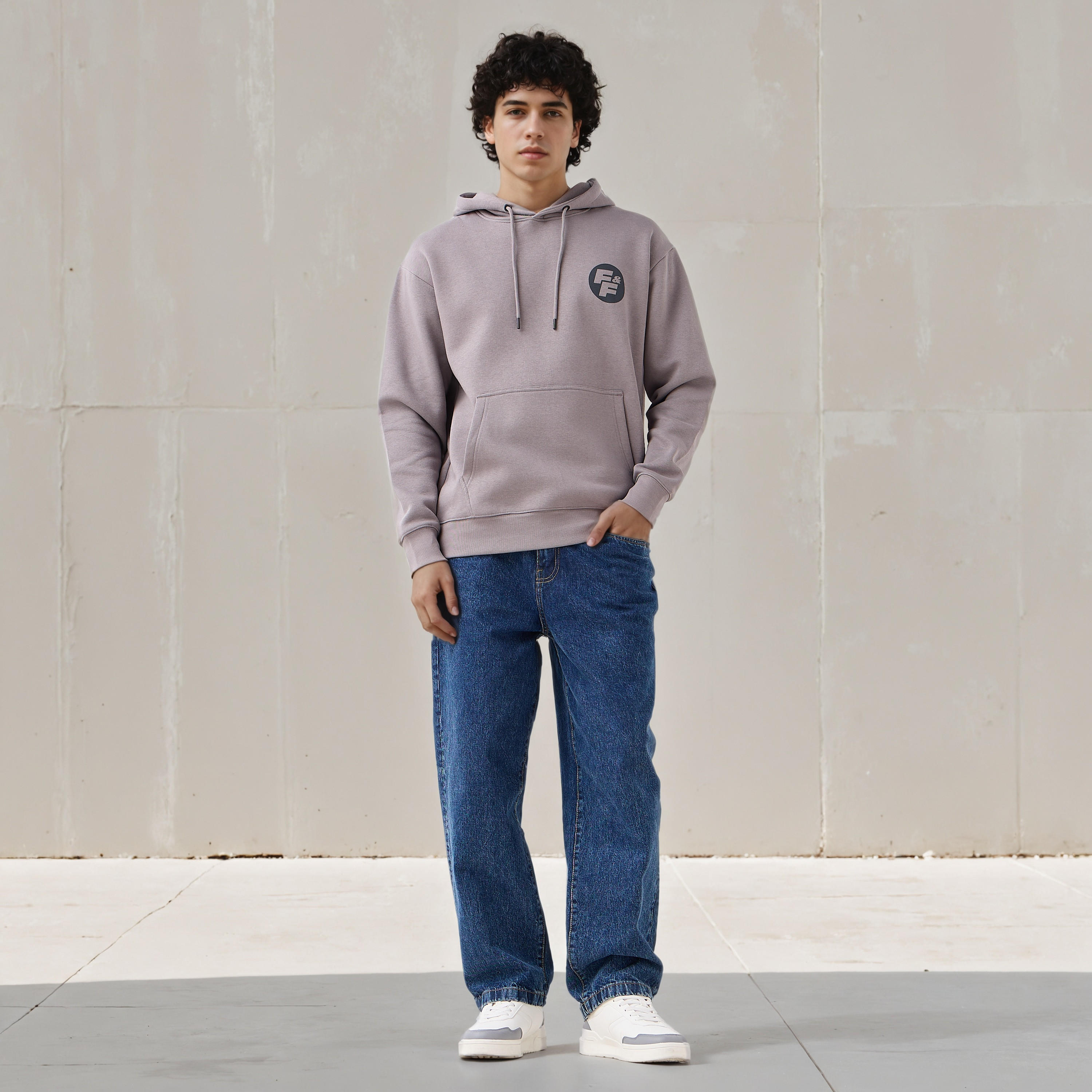 هودي فضفاض بطبعات للرجال-men-winterwear-hoodiesandsweatshirts-image-2