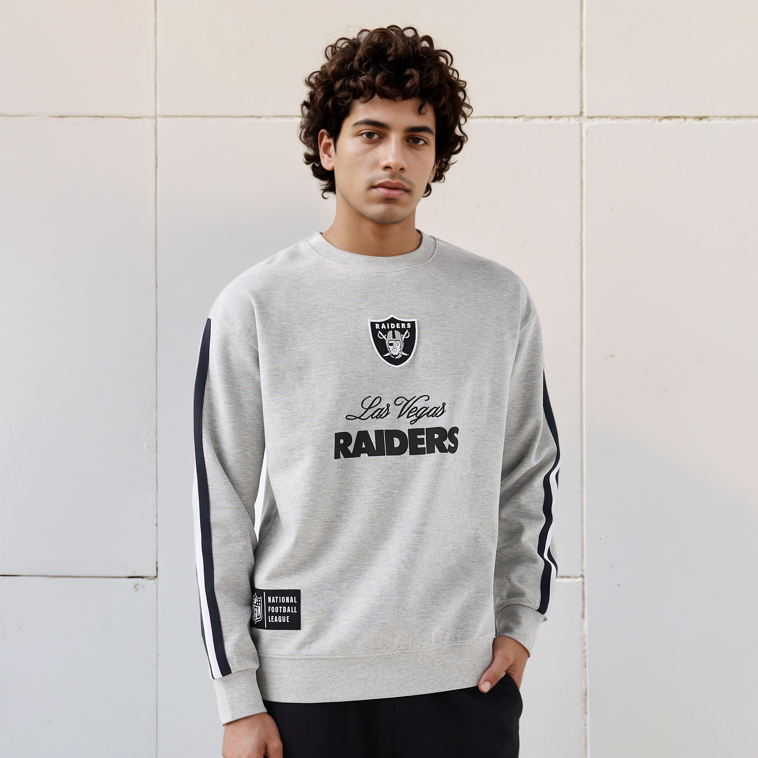 Las Vegas Raiders NFL Men Regular Fit Sweatshirt-men-winterwear-hoodiesandsweatshirts-image-1