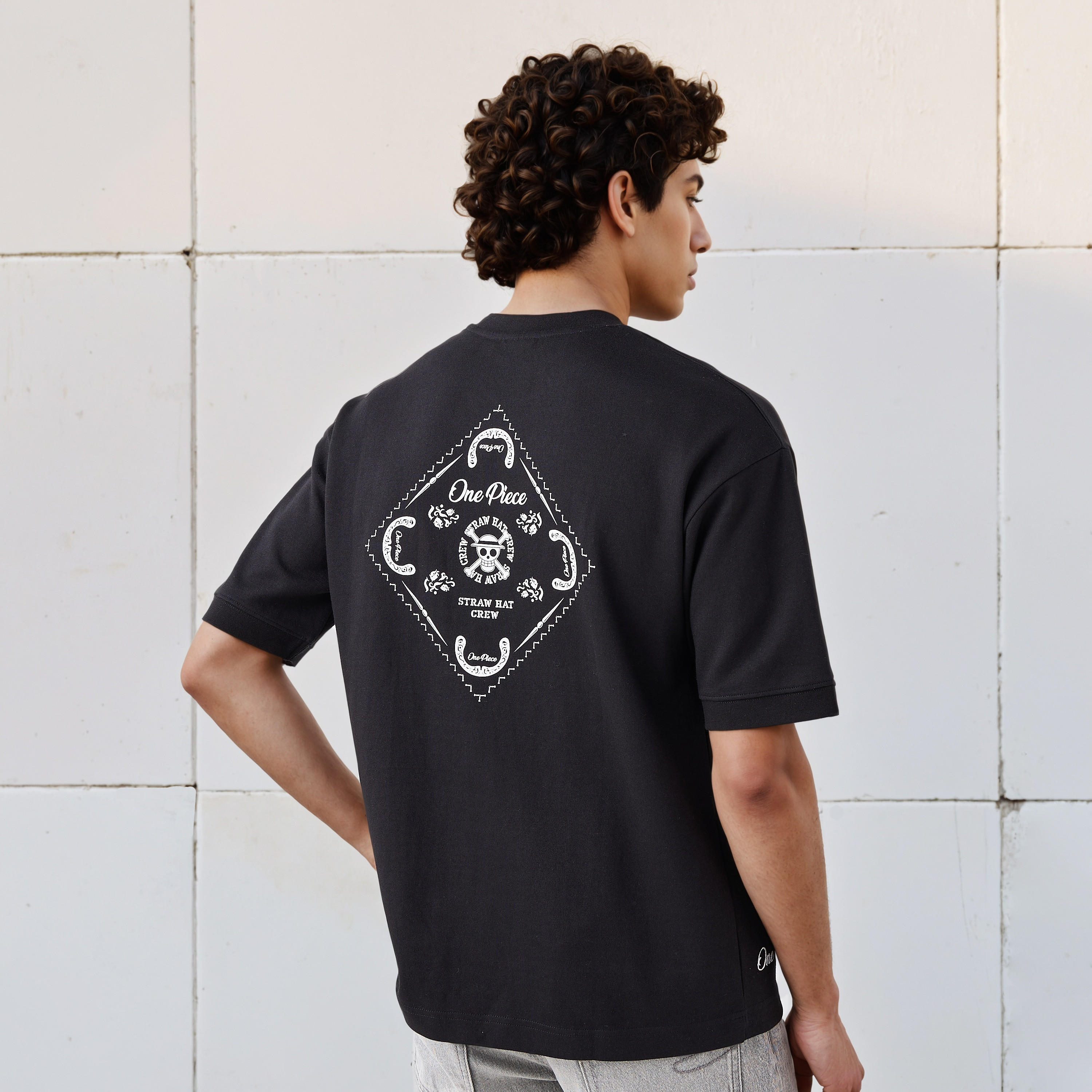 One Piece Anime Men Relaxed Fit Crew Neck Short Sleeves T-shirt-men-clothing-tshirtsandpolos-tshirts-image-1