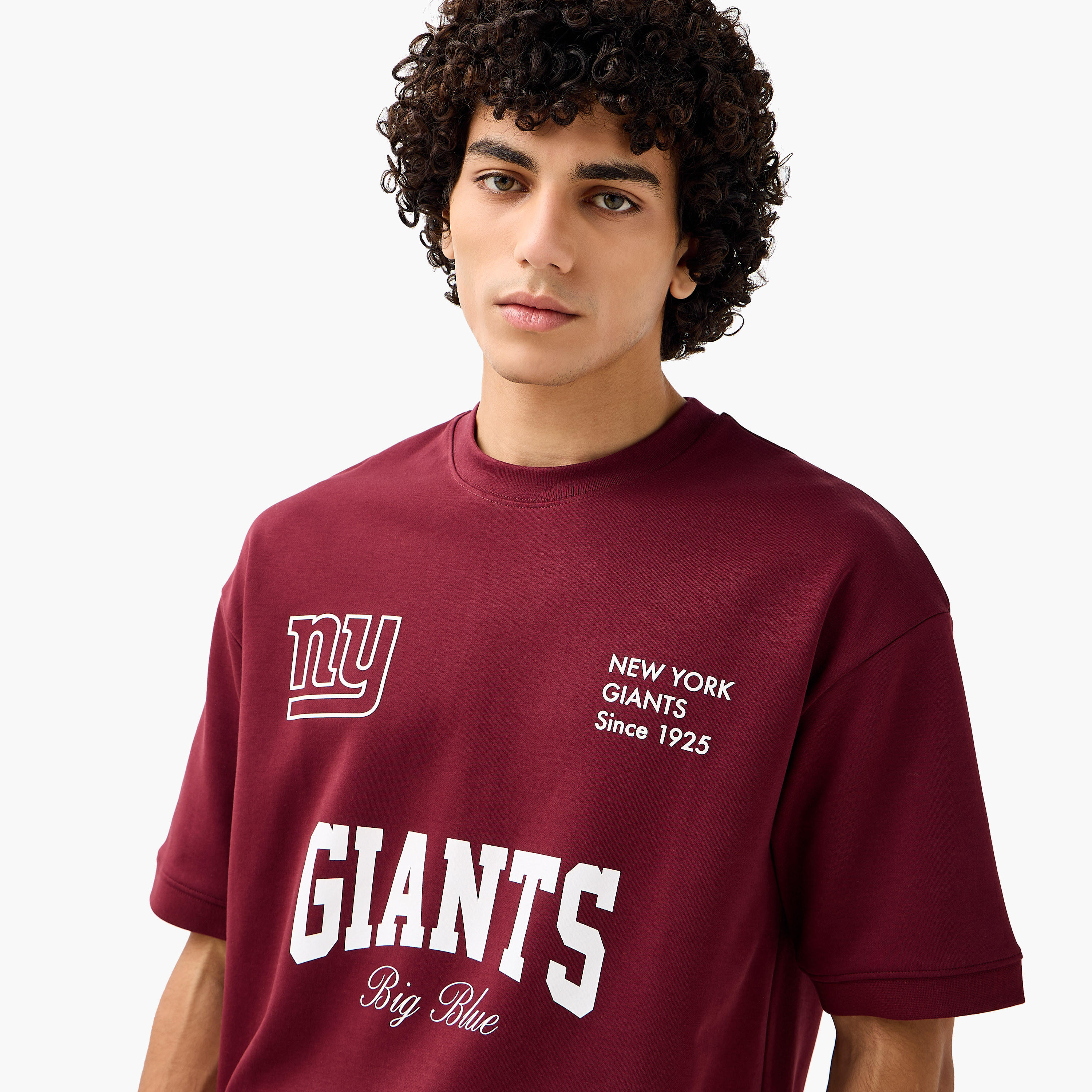 New York Giants NFL Men Relaxed Fit Crew Neck Short Sleeves T-shirt-men-clothing-tshirtsandpolos-tshirts-image-5