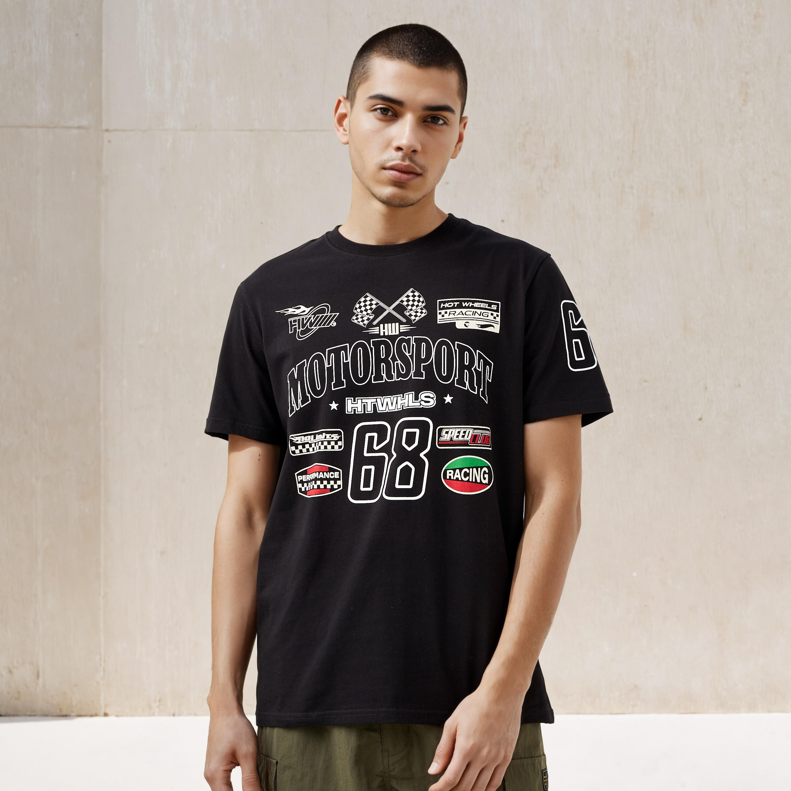 تيشيرت بطبعات هوت ويلز-men-clothing-tshirtsandpolos-tshirts-image-1