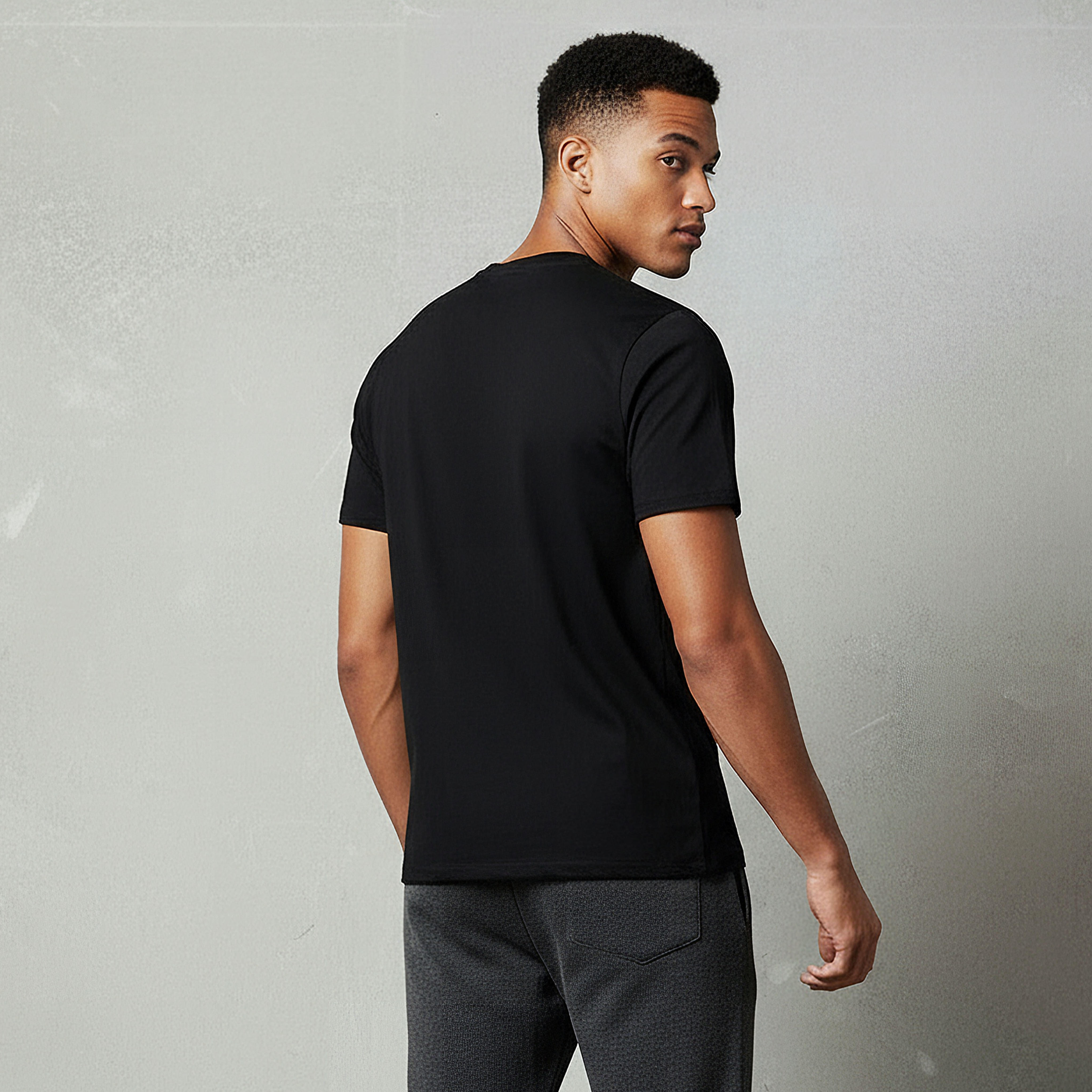 تيشيرت باتمان رجالي بقصة عادية وياقة دائرية وأكمام قصيرة-men-clothing-tshirtsandpolos-tshirts-image-3