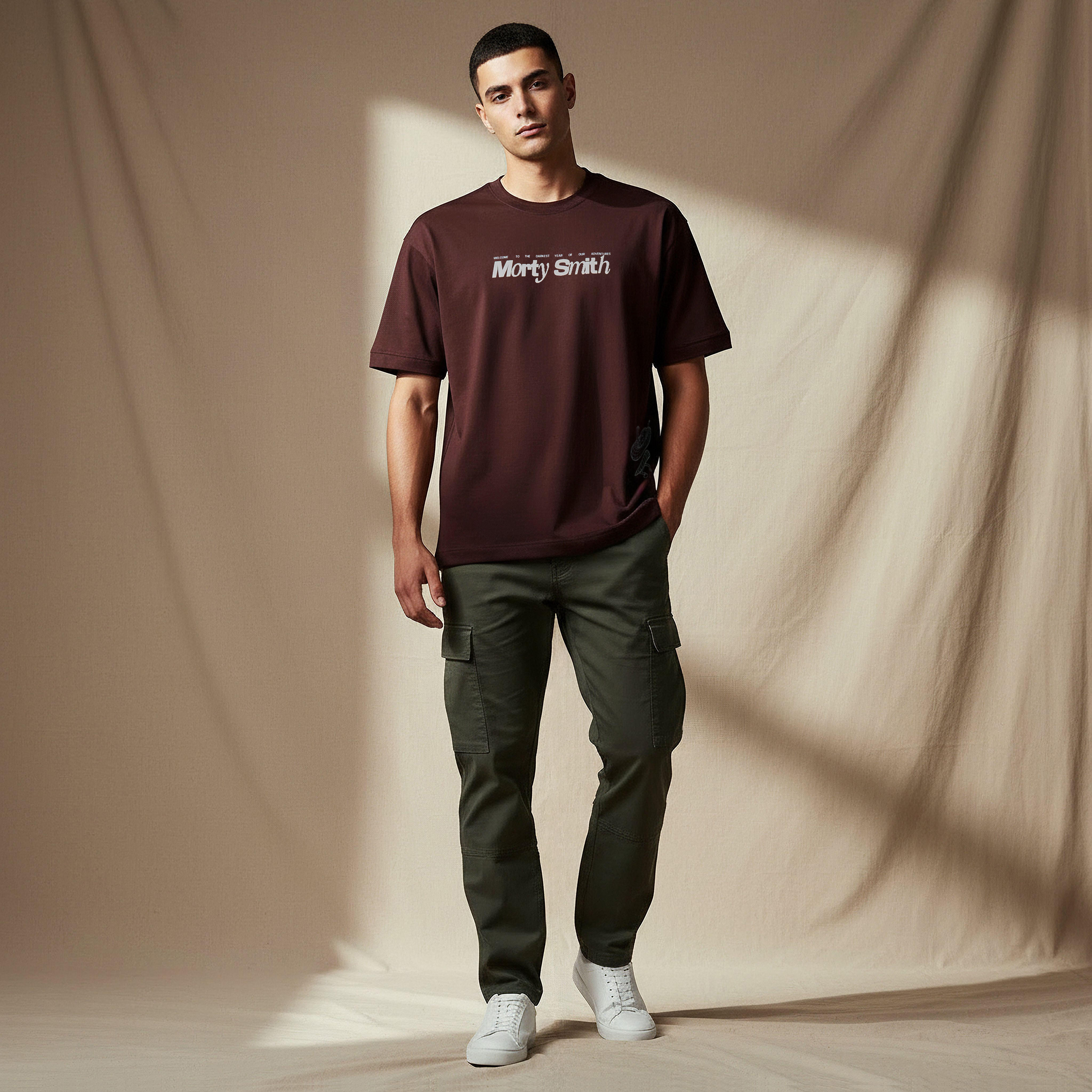 تي شيرت ريك ومورتي للرجال بقصة عادية ورقبة دائرية وأكمام قصيرة-men-clothing-tshirtsandpolos-tshirts-image-2