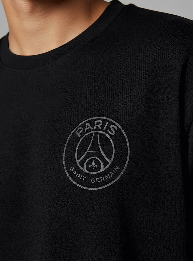 تيشيرت باريس سان جيرمان للرجال بقصة عادية وياقة دائرية وأكمام قصيرة-men-clothing-tshirtsandpolos-tshirts-image-4