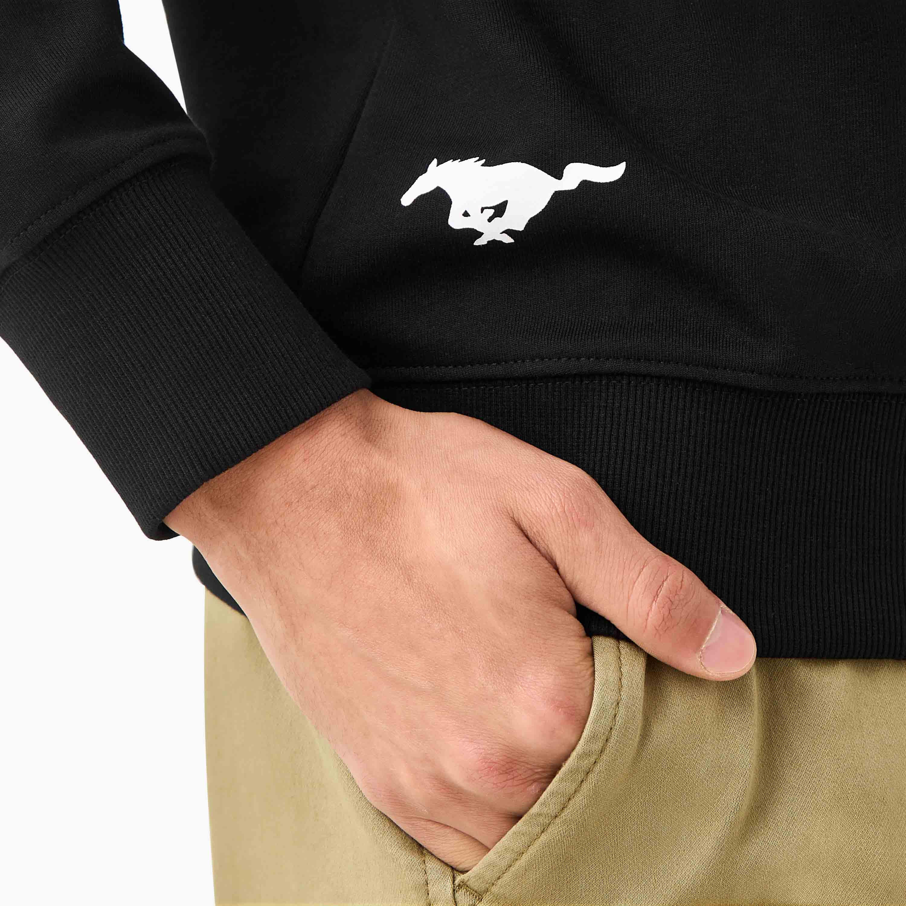 سويت شيرت رجالي بقصة عادية وطبعات-men-winterwear-hoodiesandsweatshirts-image-8