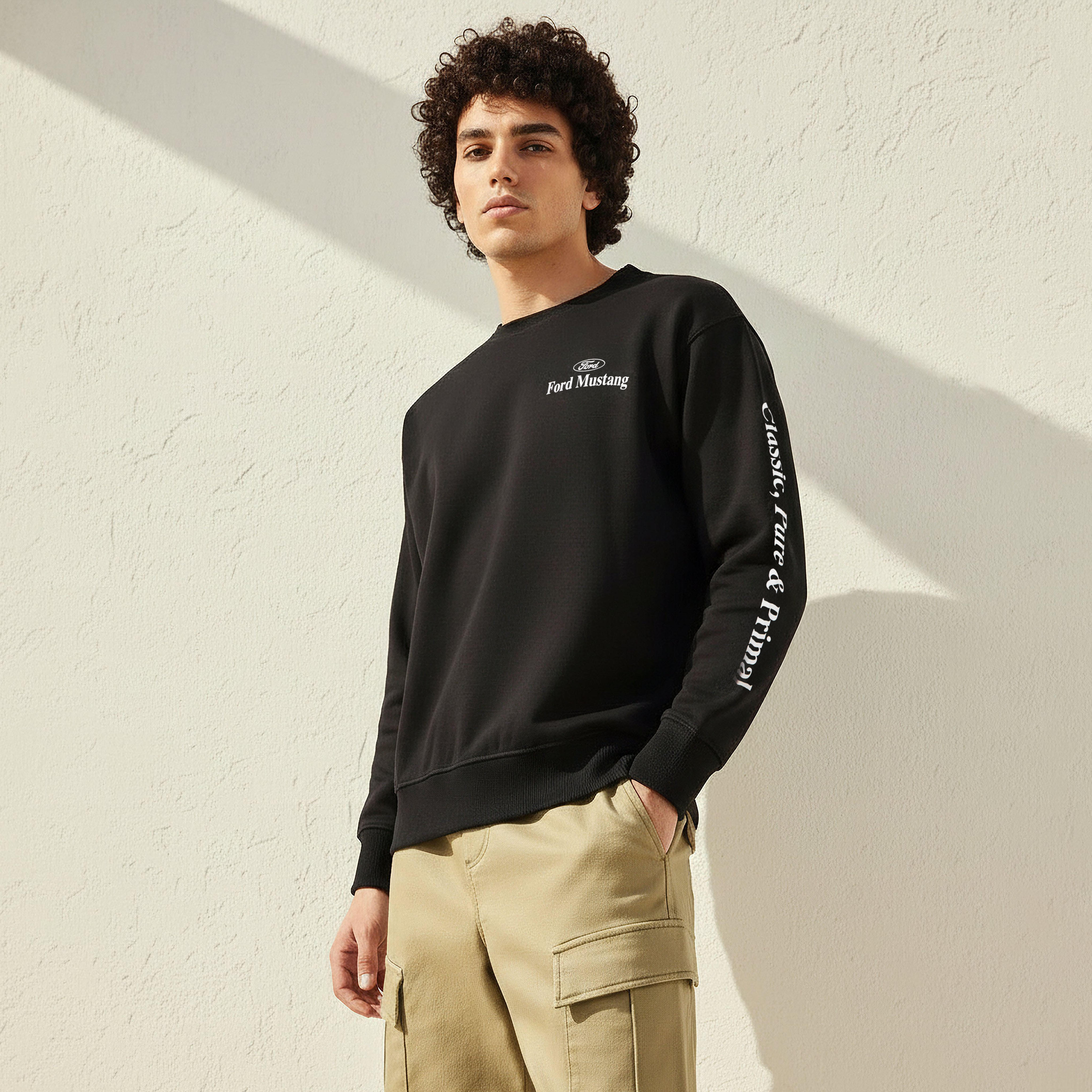 سويت شيرت رجالي بقصة عادية وطبعات-men-winterwear-hoodiesandsweatshirts-image-1