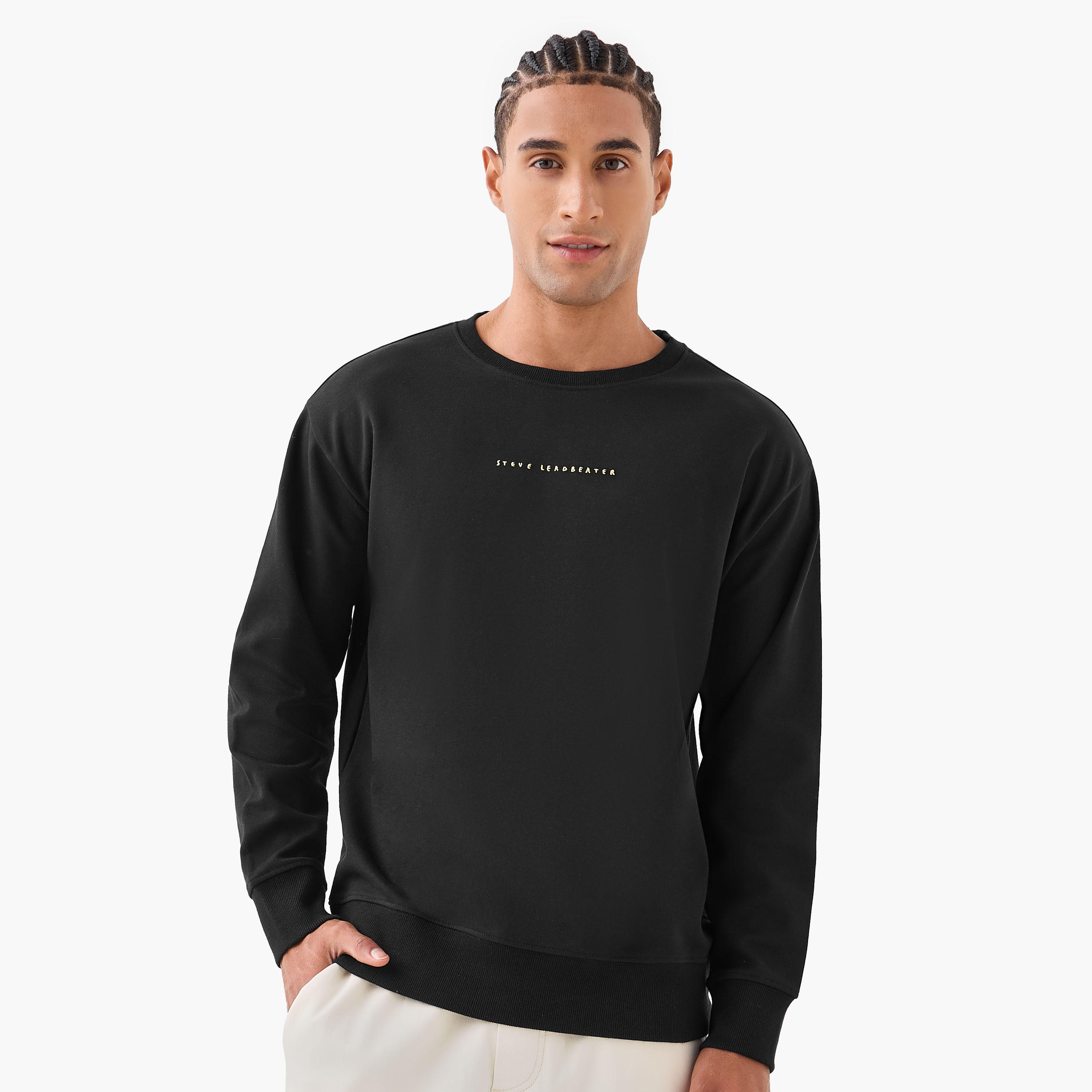 سويت شيرت رجالي بقصة عادية وطبعات-men-winterwear-hoodiesandsweatshirts-image-4