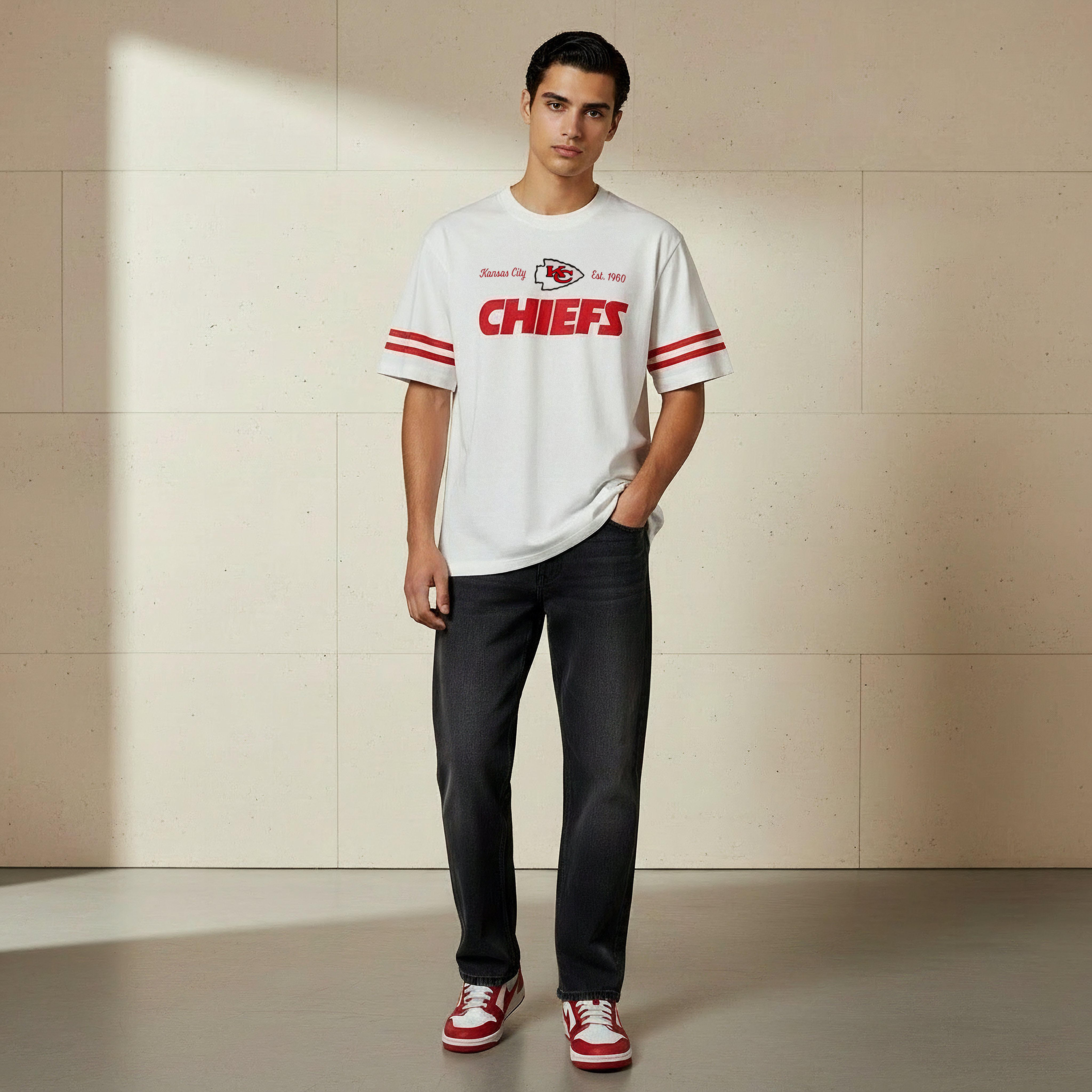 Kansas City Chiefs NFL Men Regular Fit Crew Neck Short Sleeves T-shirt-men-clothing-tshirtsandpolos-tshirts-image-2